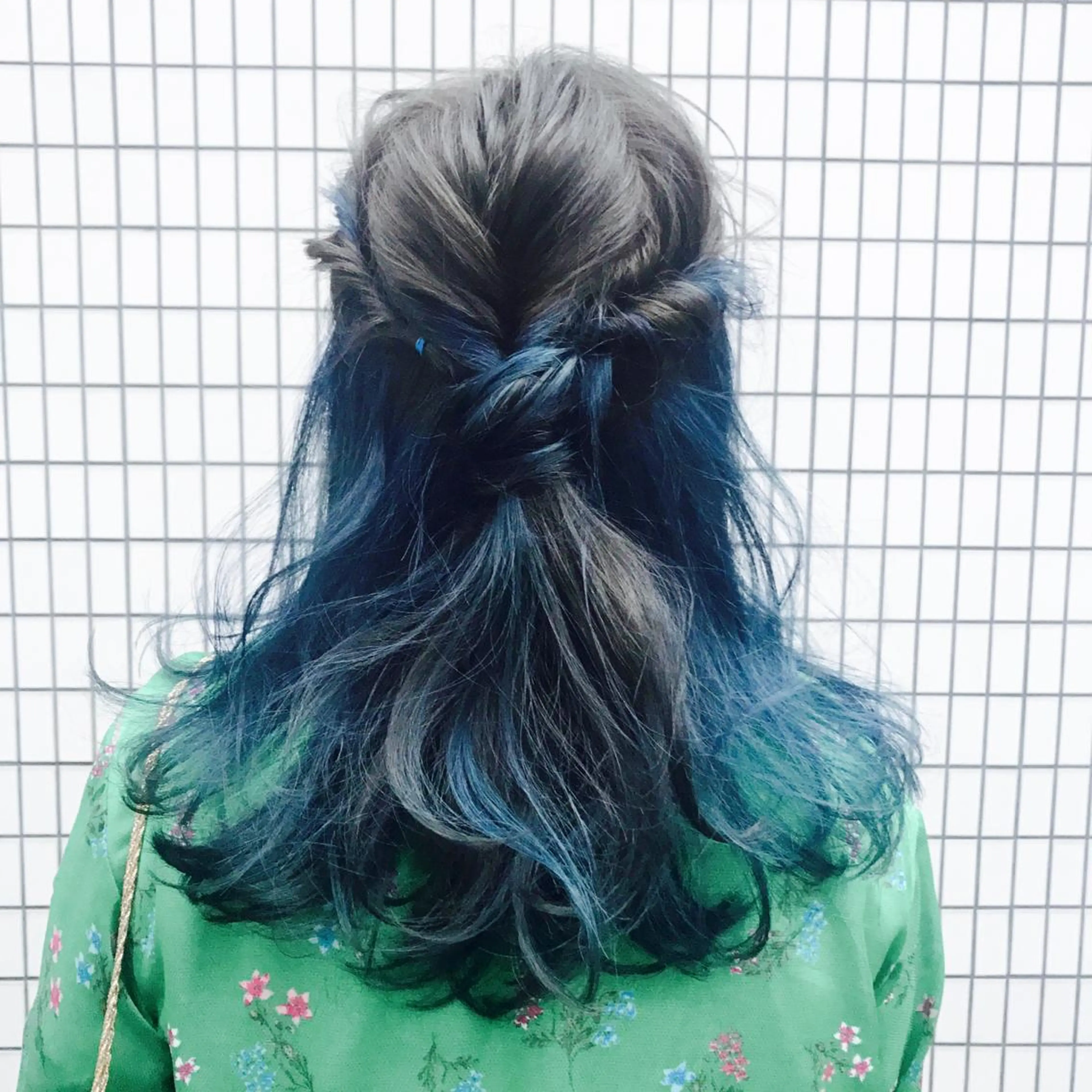 セミロング カラー ヘアアレンジ ブルーカラー ヘアカラー トリートメント ヘアセット ブリーチなし透け感/ マンツーマン/Ryoのヘアスタイル