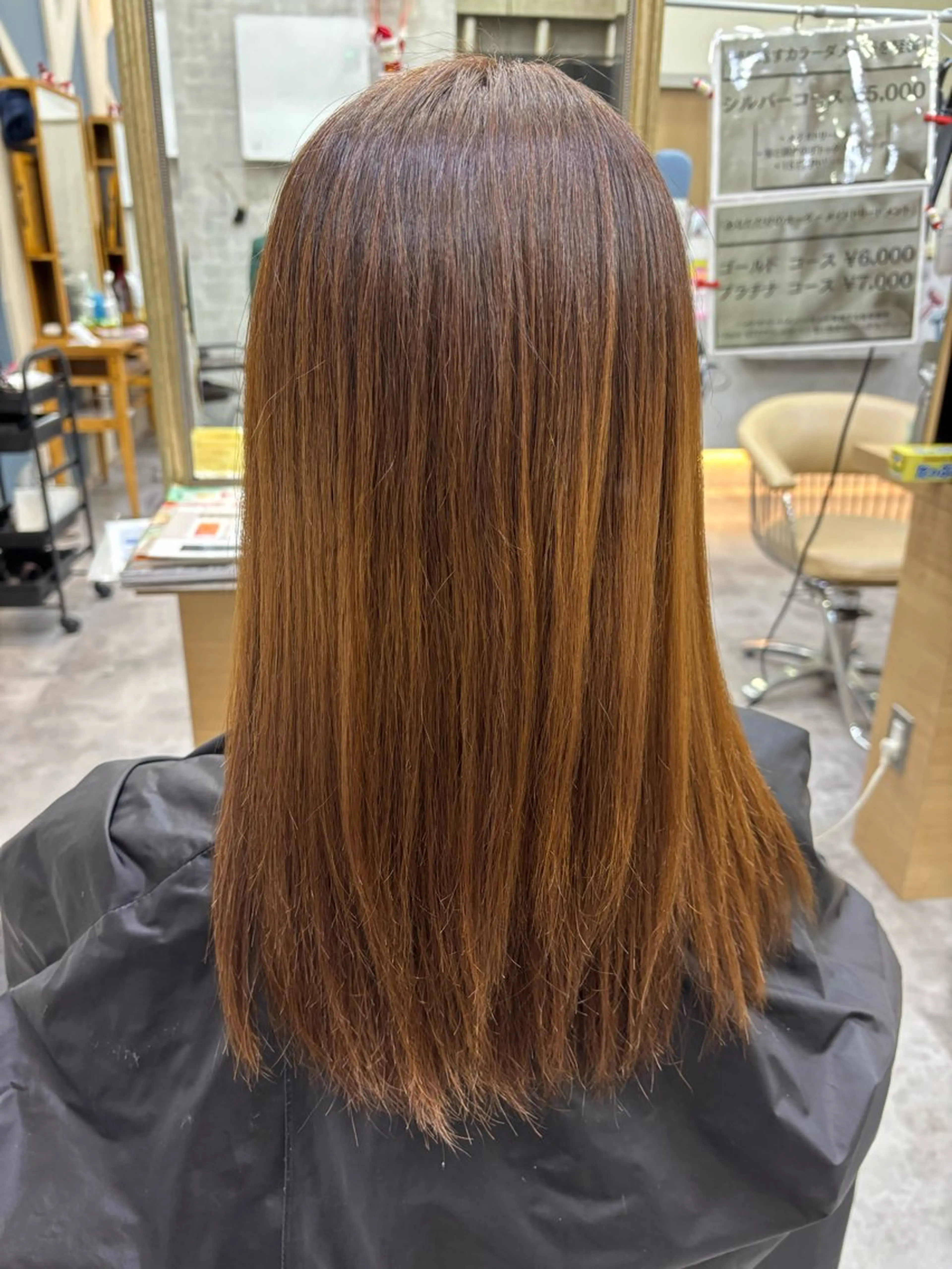 セミロング 縮毛矯正 🌼褒められヘア🌼 💐伊藤璃亜💐のヘアスタイル