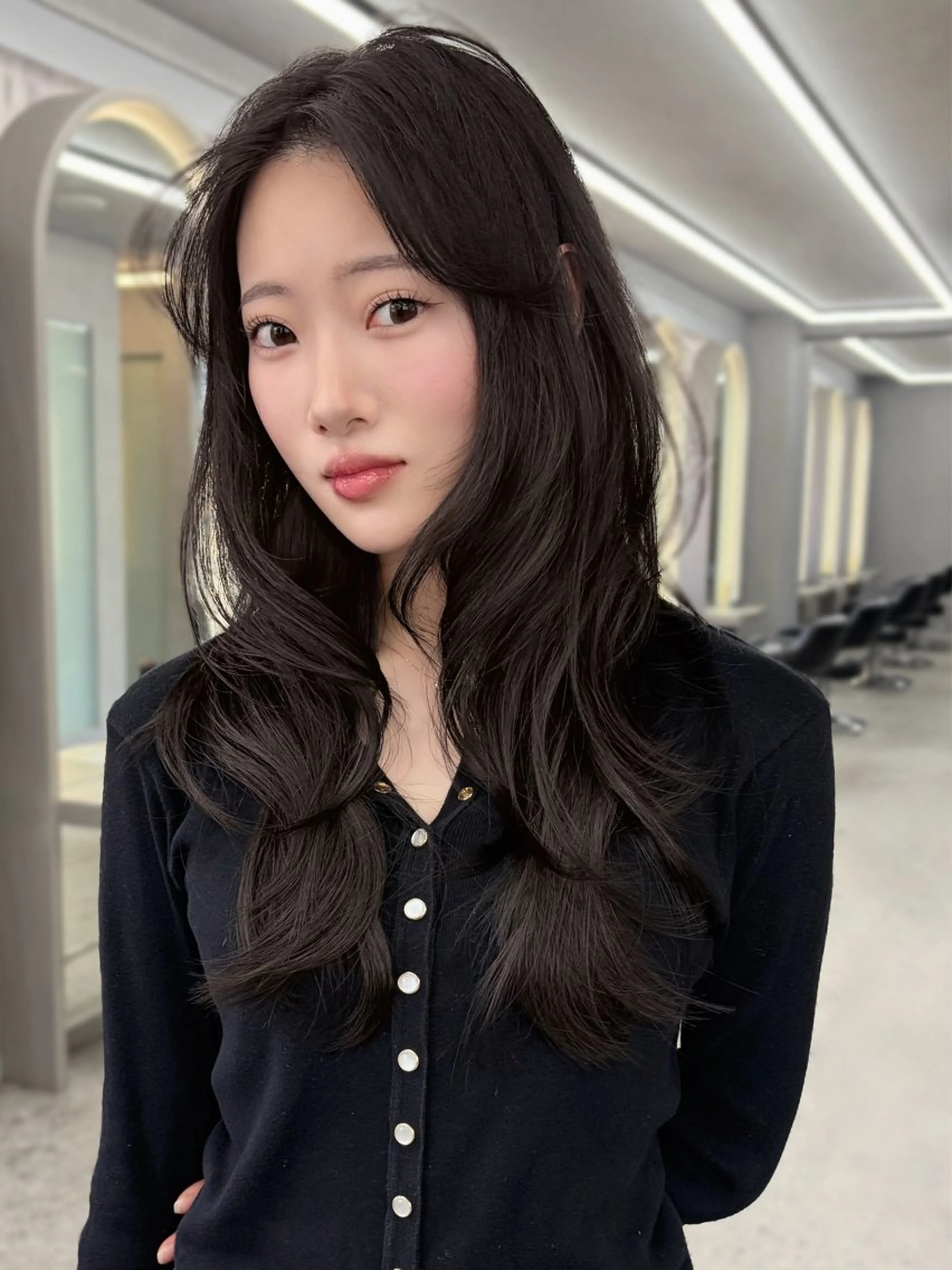 セミロング ハッシュカット レイヤーカット 髙杉 心のヘアスタイル