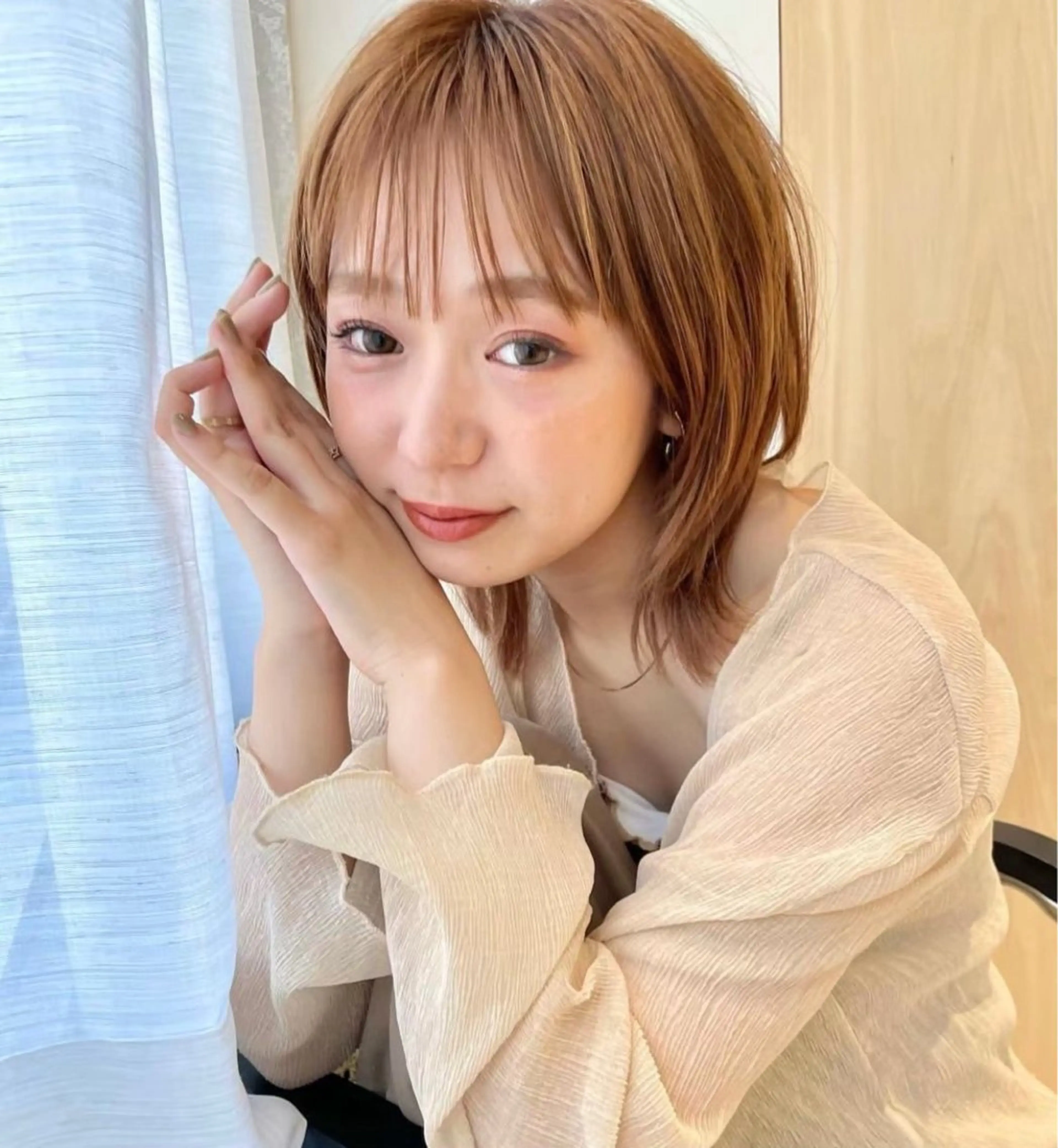 ミディアム 透明感color ˚✧₊amuのヘアスタイル