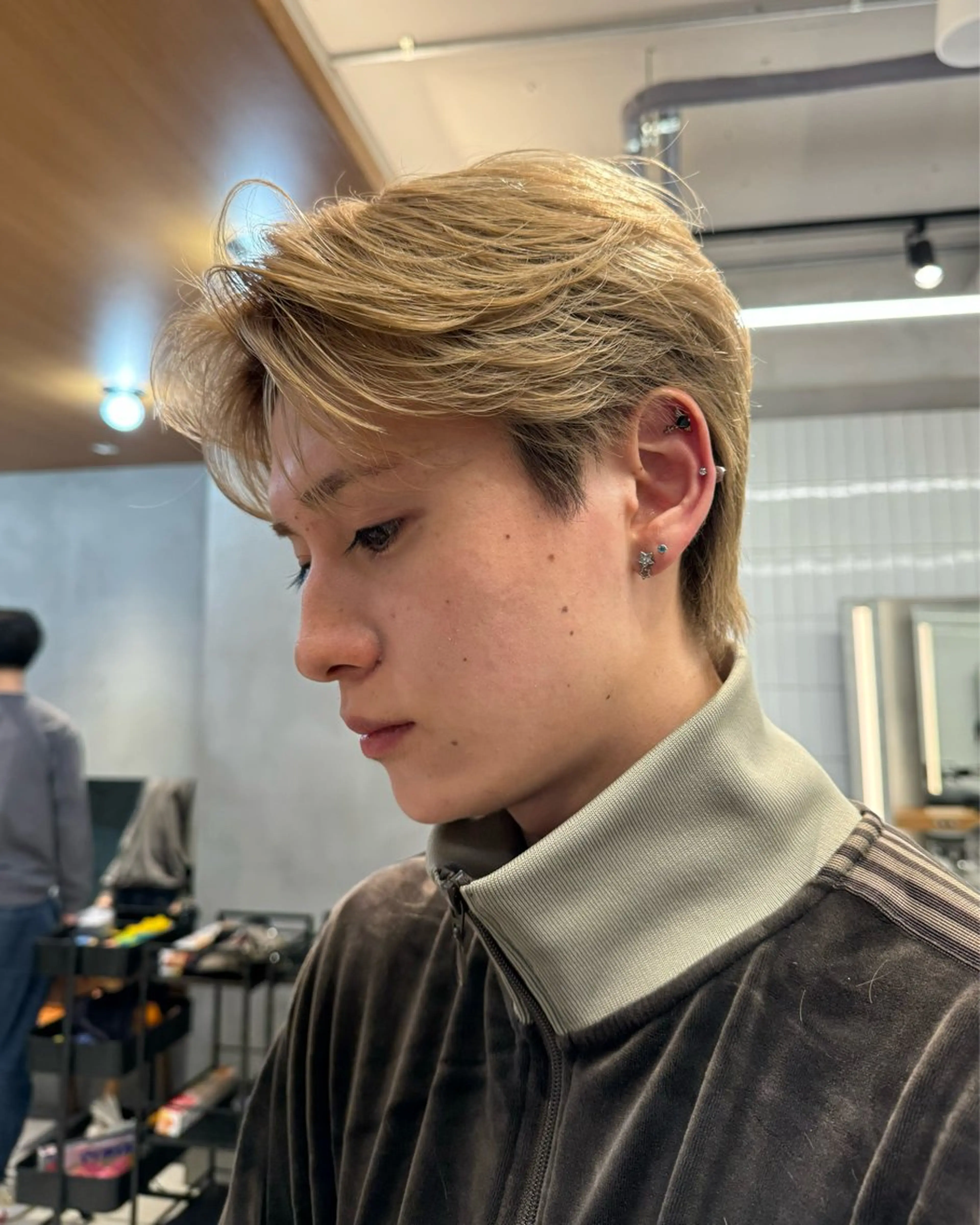 メンズカット + ブリーチ + オンカラー 【u25割！！10:00~20:00ご予約枠内限定✨】の写真