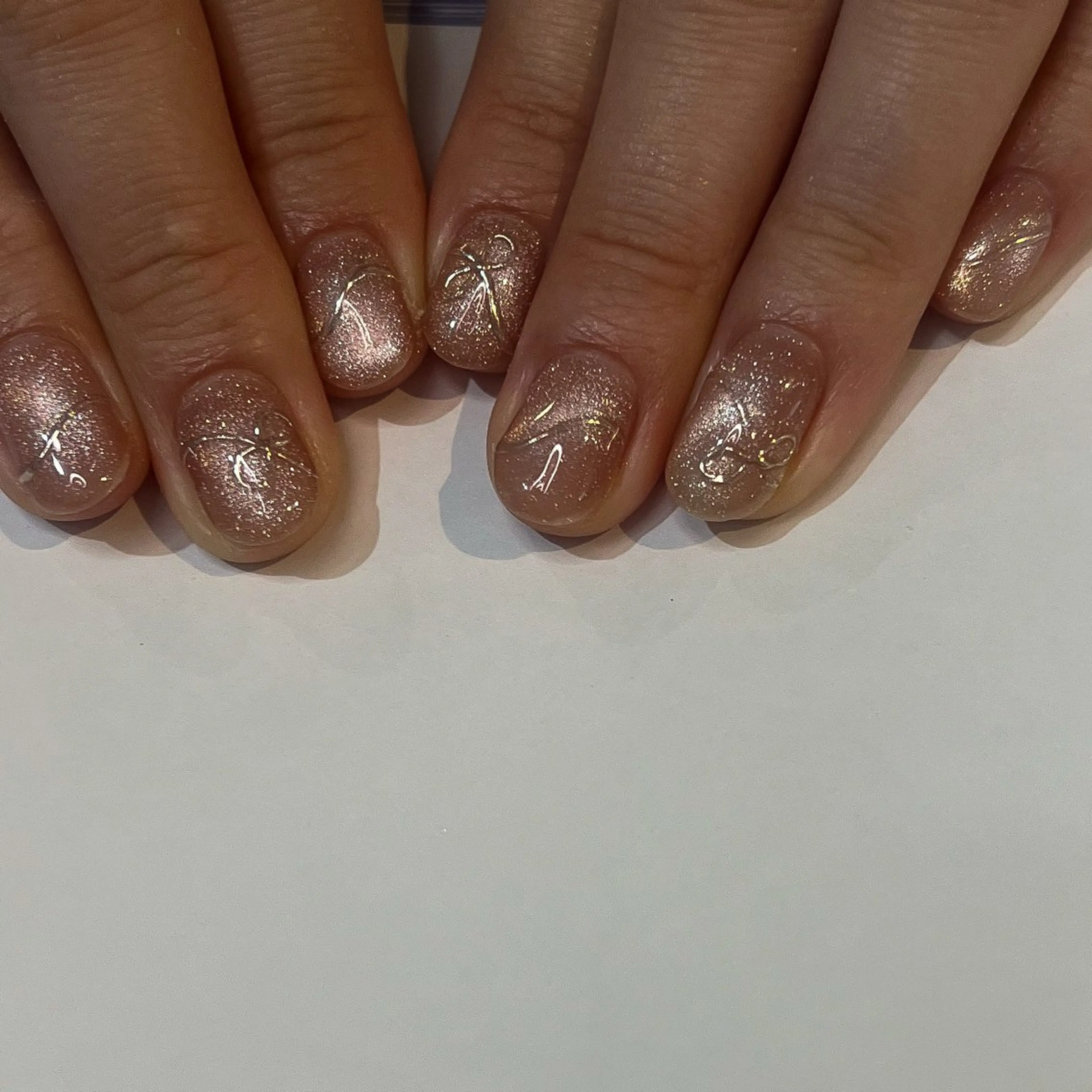 ネイル ハンドネイル nailsalon ULLのネイルデザイン