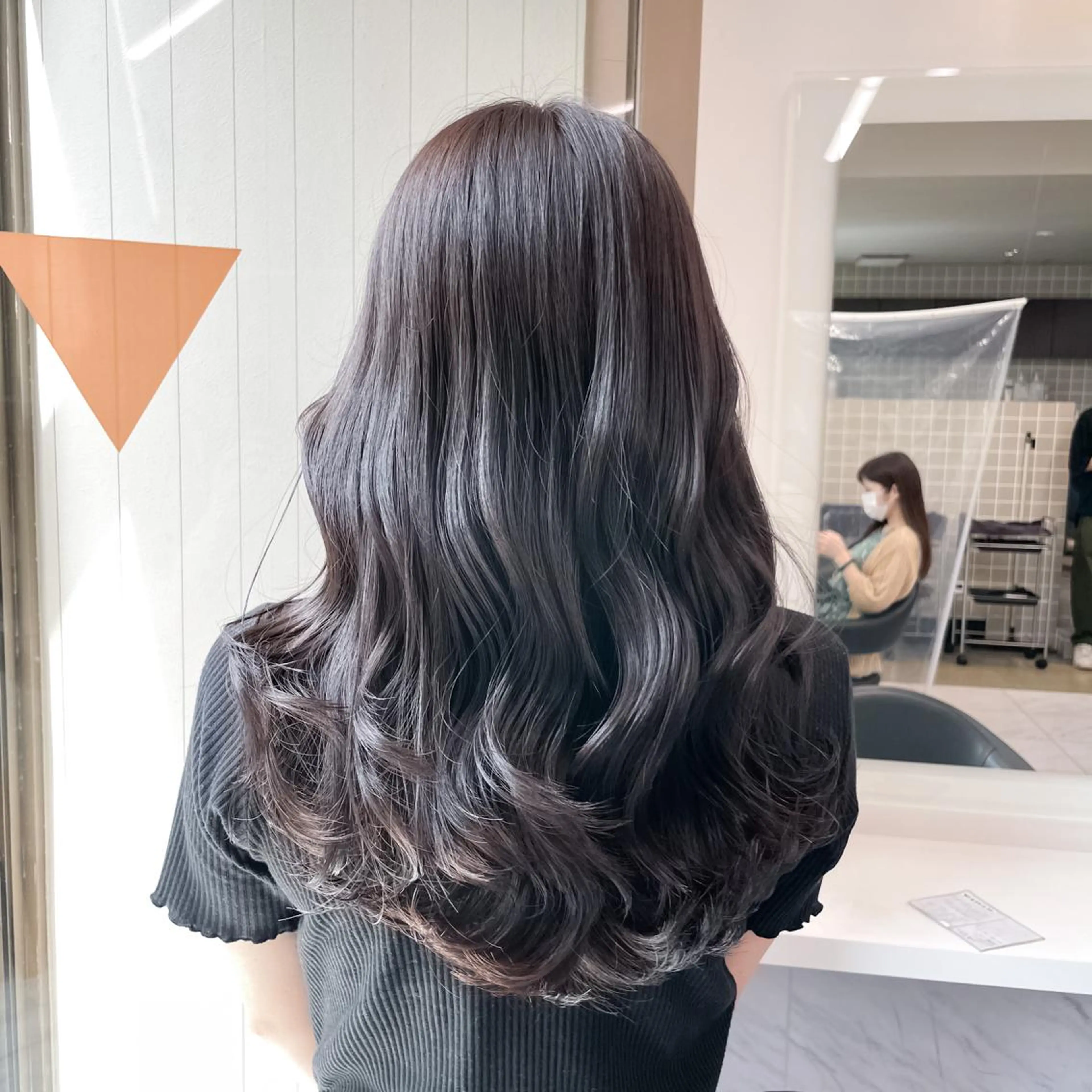 ミディアム カラー ヘアアレンジ 透明感×韓流ハイ トーン🫧RYUTAのヘアスタイル