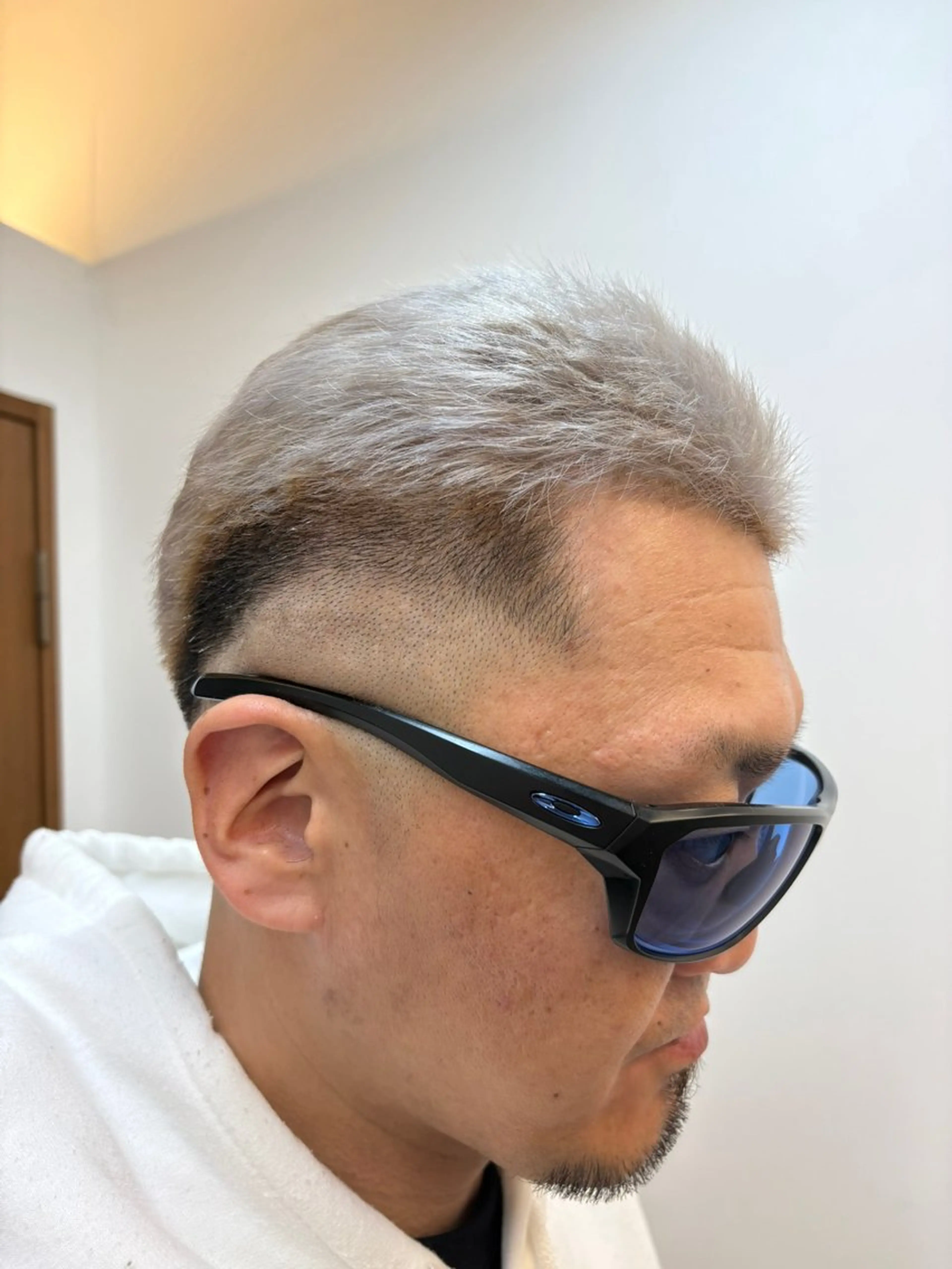 ショート I'sm KOUSAKUのヘアスタイル