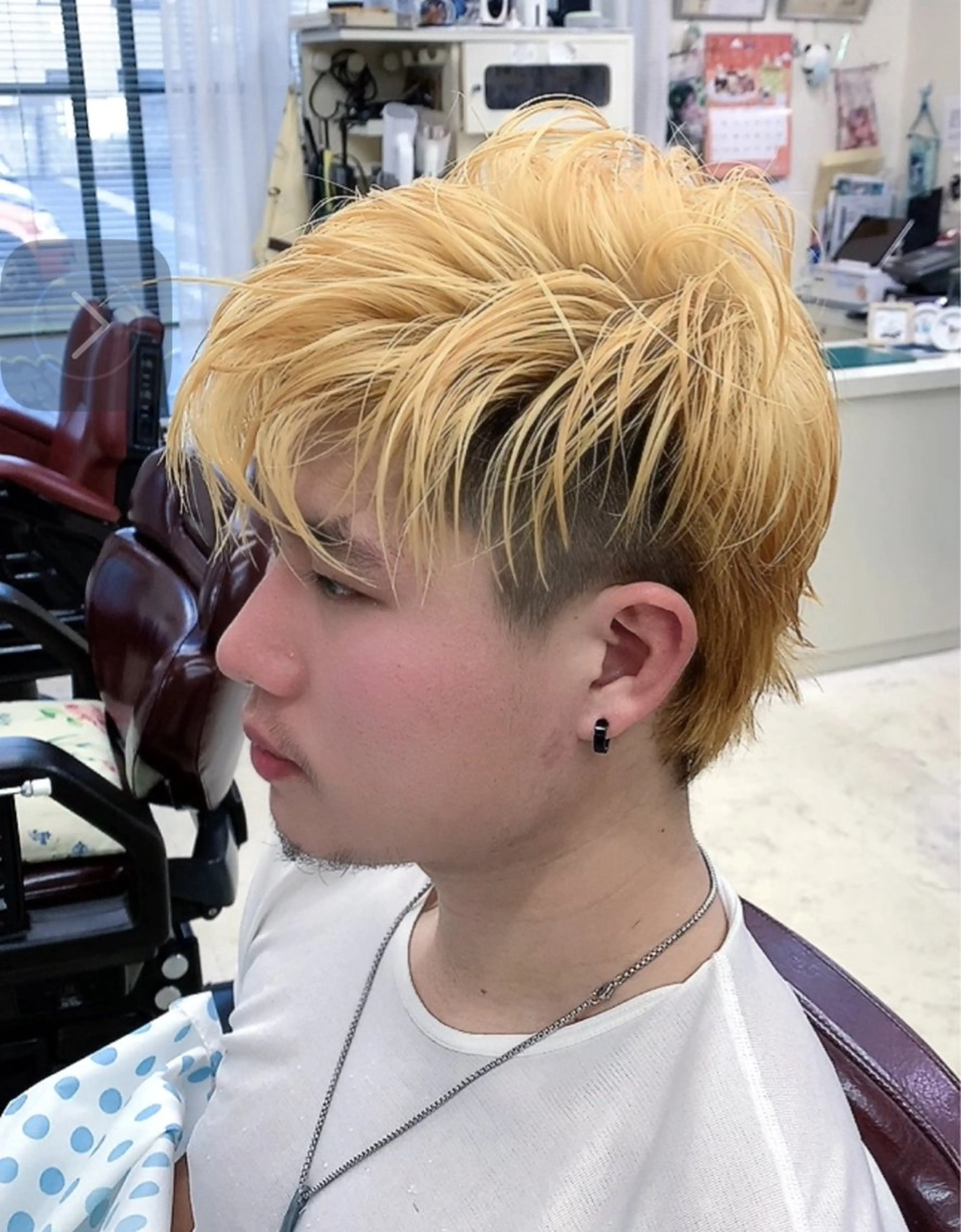 カラー ブリーチ 竹内 秀美のヘアスタイル