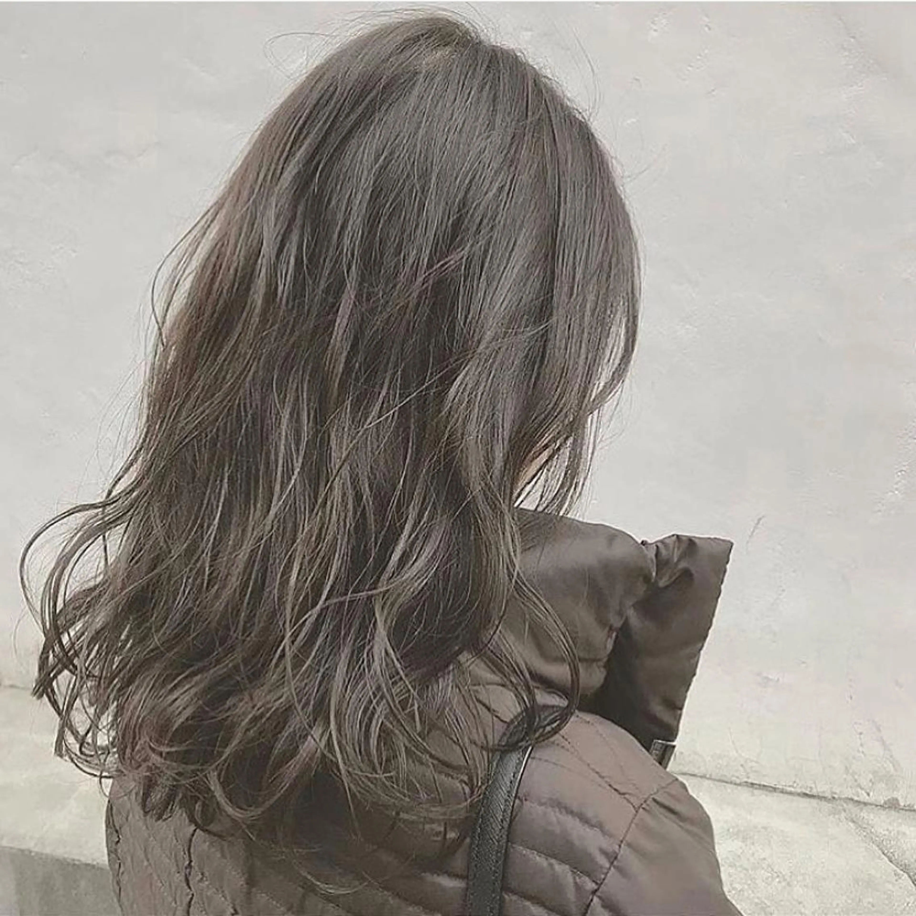 ロング カラー ネイル ヘアカラー トリートメント ハイトーンボブ 前田 表参道　グレージュのヘアスタイル