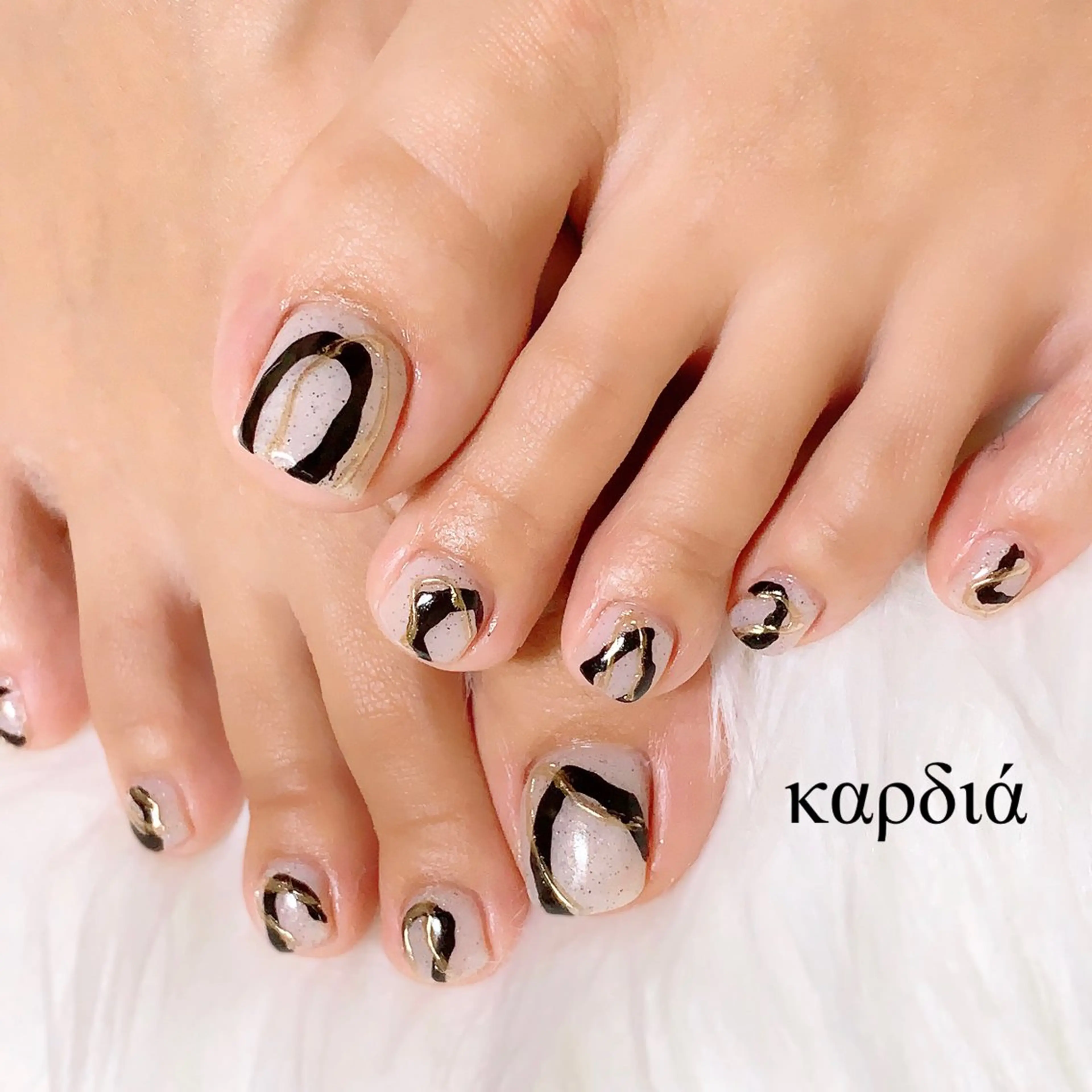 ネイル καρδιά -ｶﾙﾃﾞｨｱ-のネイルデザイン