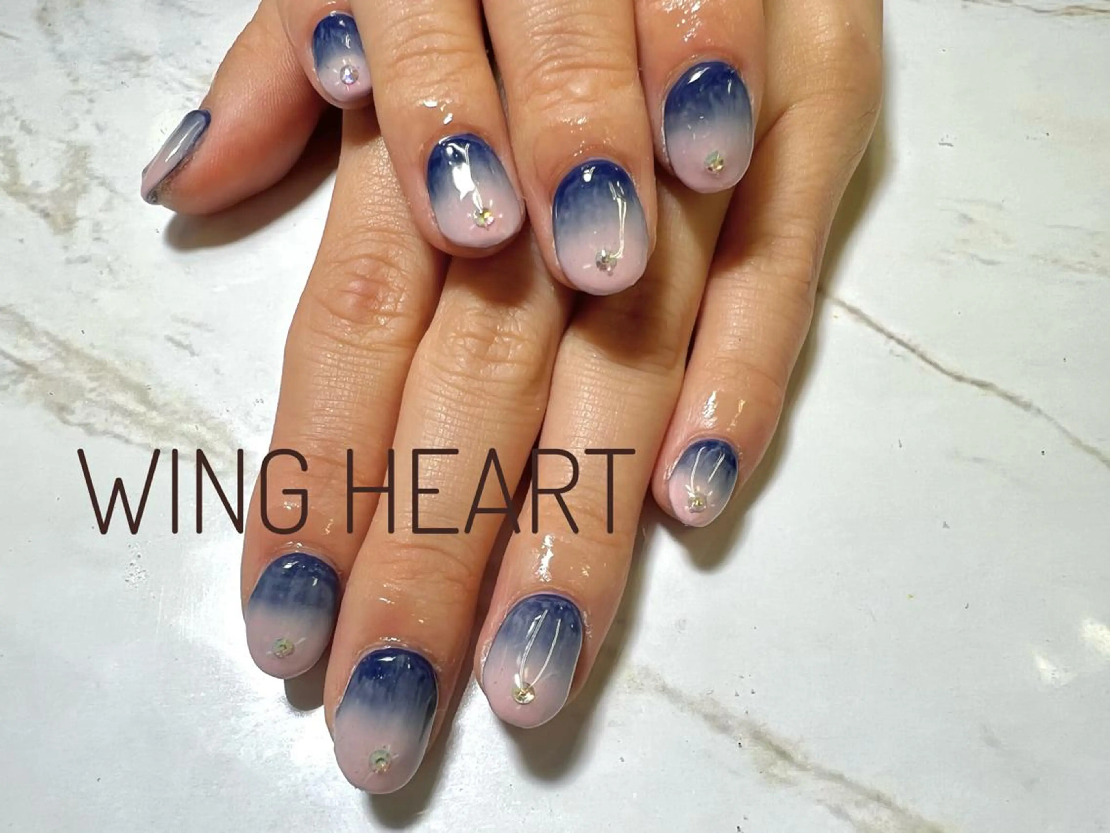 ネイル I. AYUMIのネイルデザイン