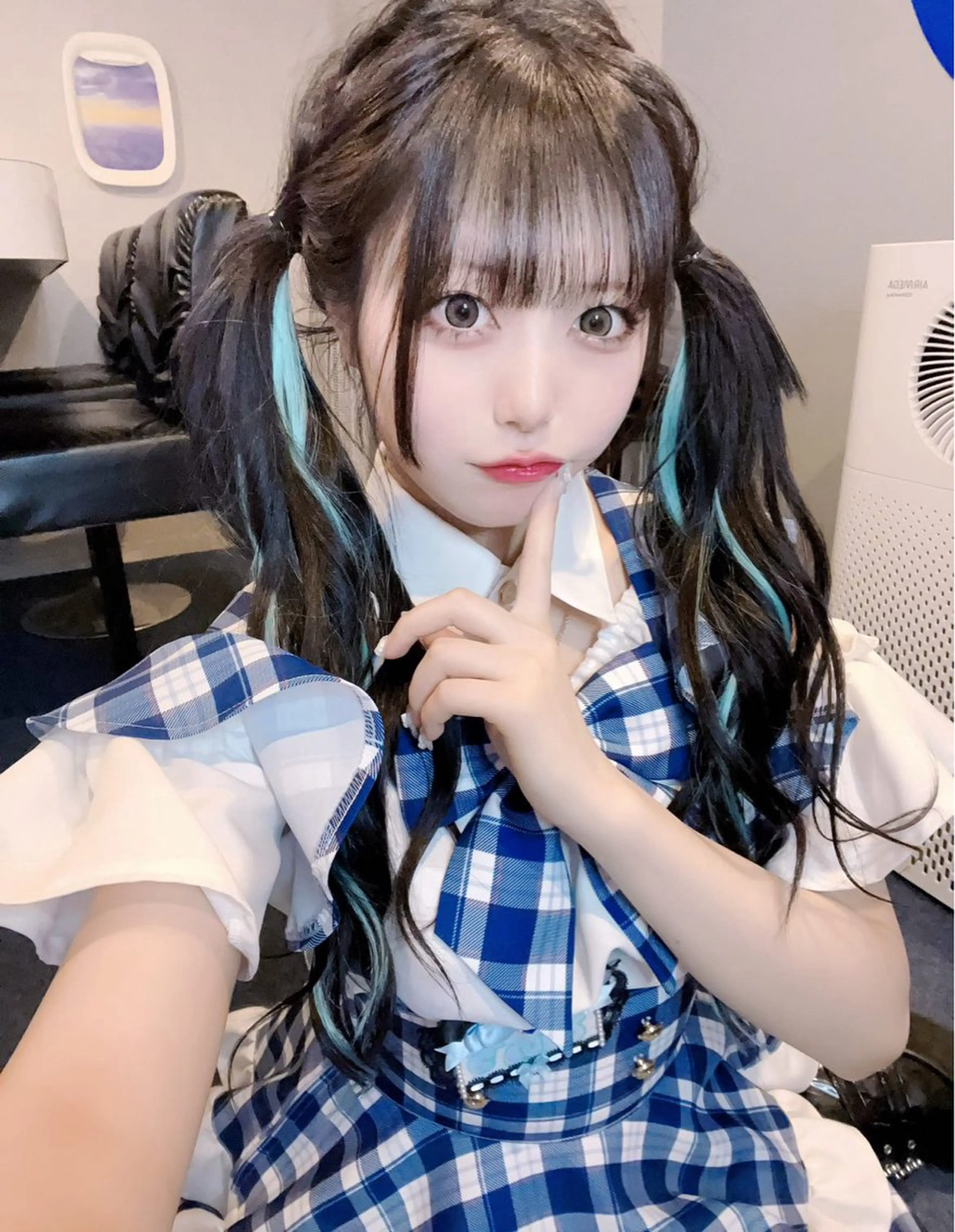 ロング カット エクステ 韓国ヘア×ハイトーン AYA💫のヘアスタイル