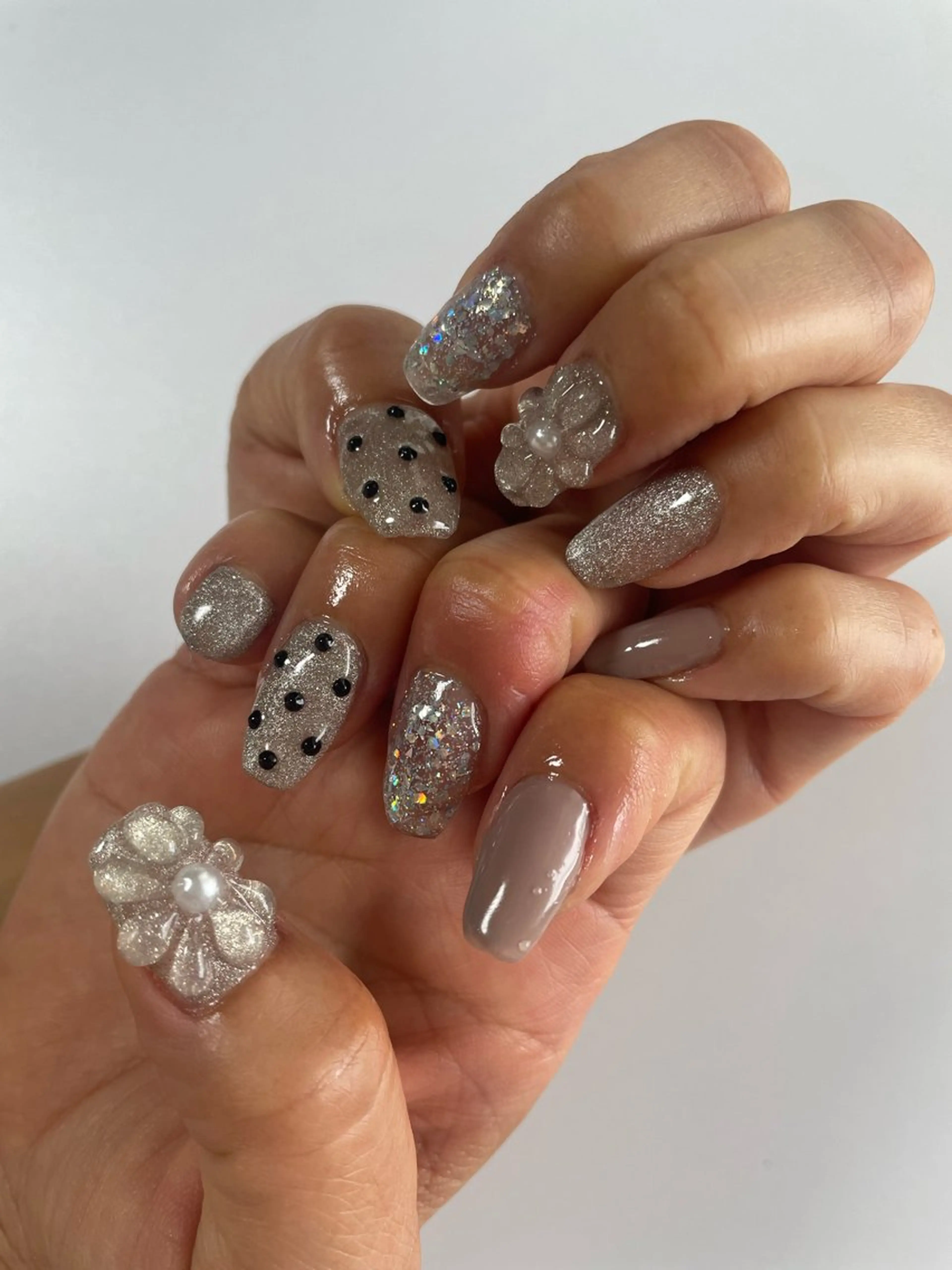 ネイル ドット フラワーネイル ぷっくりネイル koto nailsのネイルデザイン