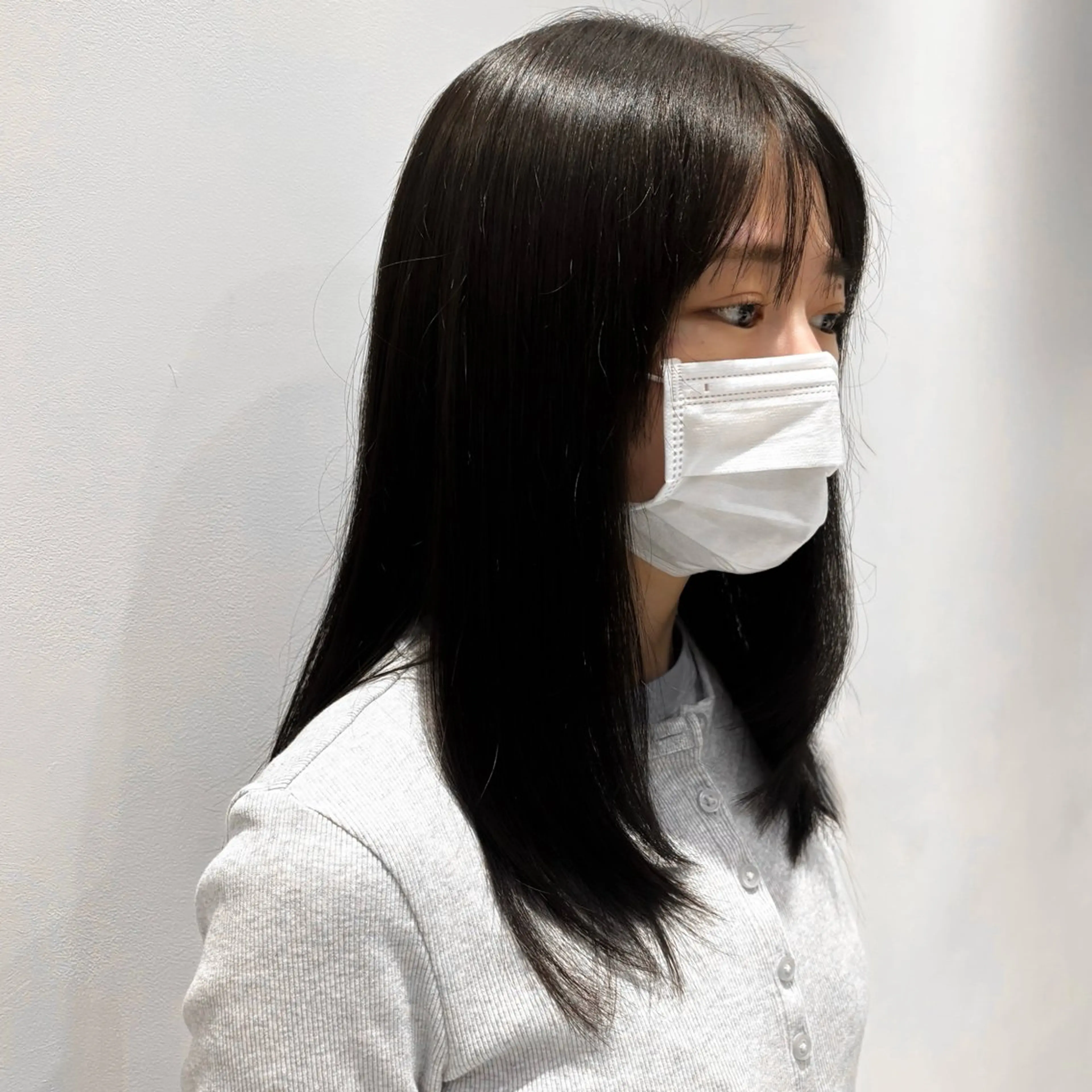 ロング カラー 透明感カラー ヘアカラー 祖父江 冴織のヘアスタイル