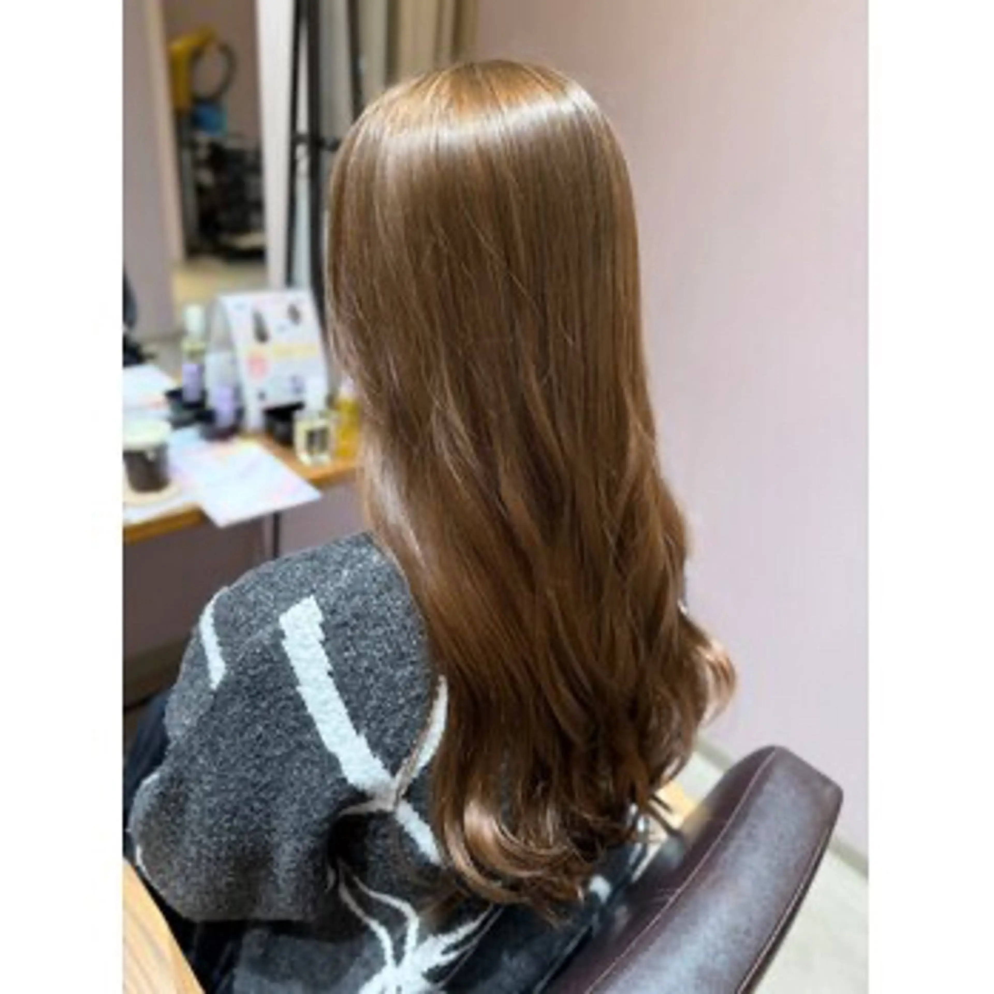 カラー ヘアカラー 梶 瑞希のヘアスタイル