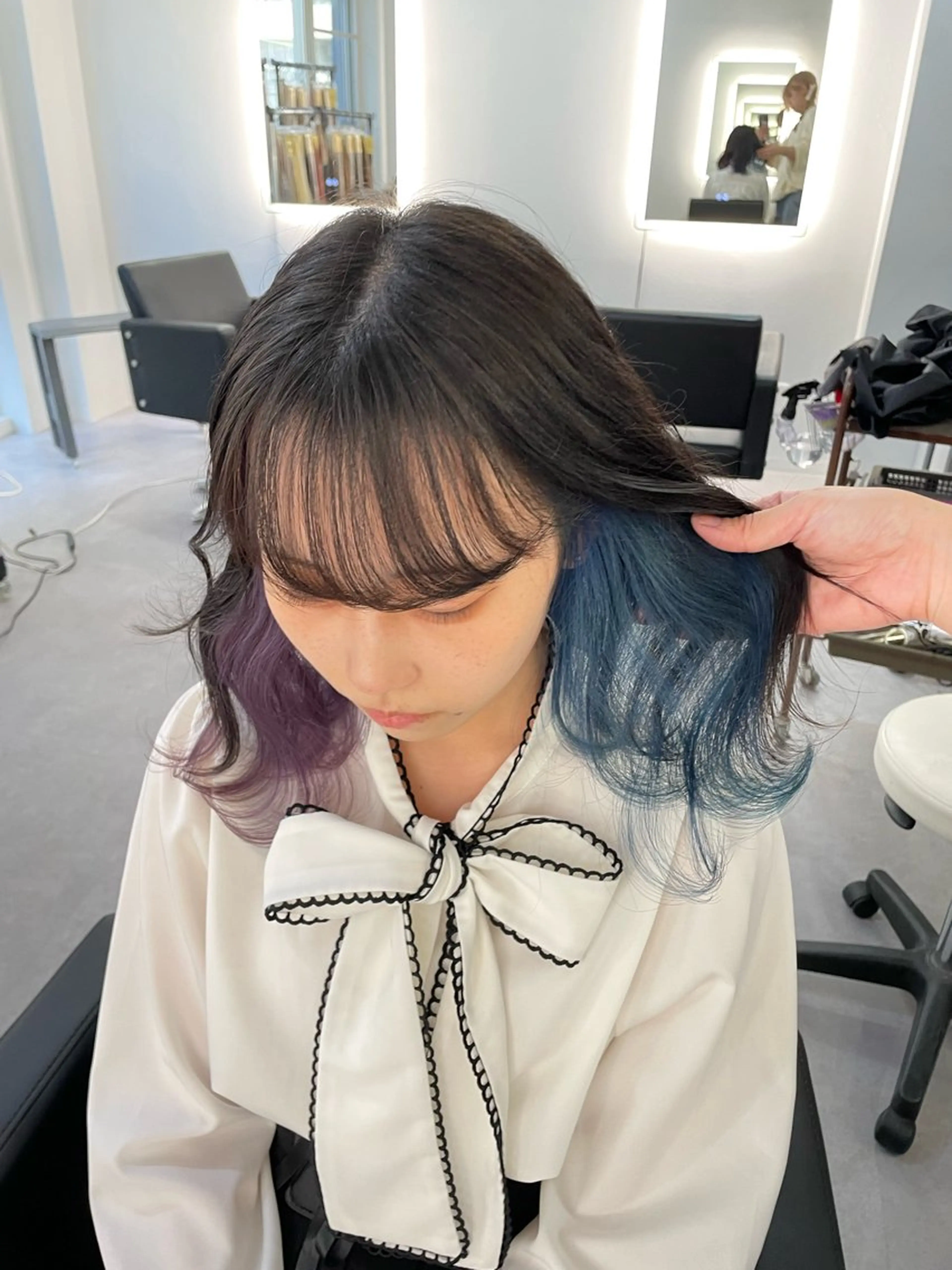 セミロング Cielro/ダブル カラー/西田咲希のヘアスタイル