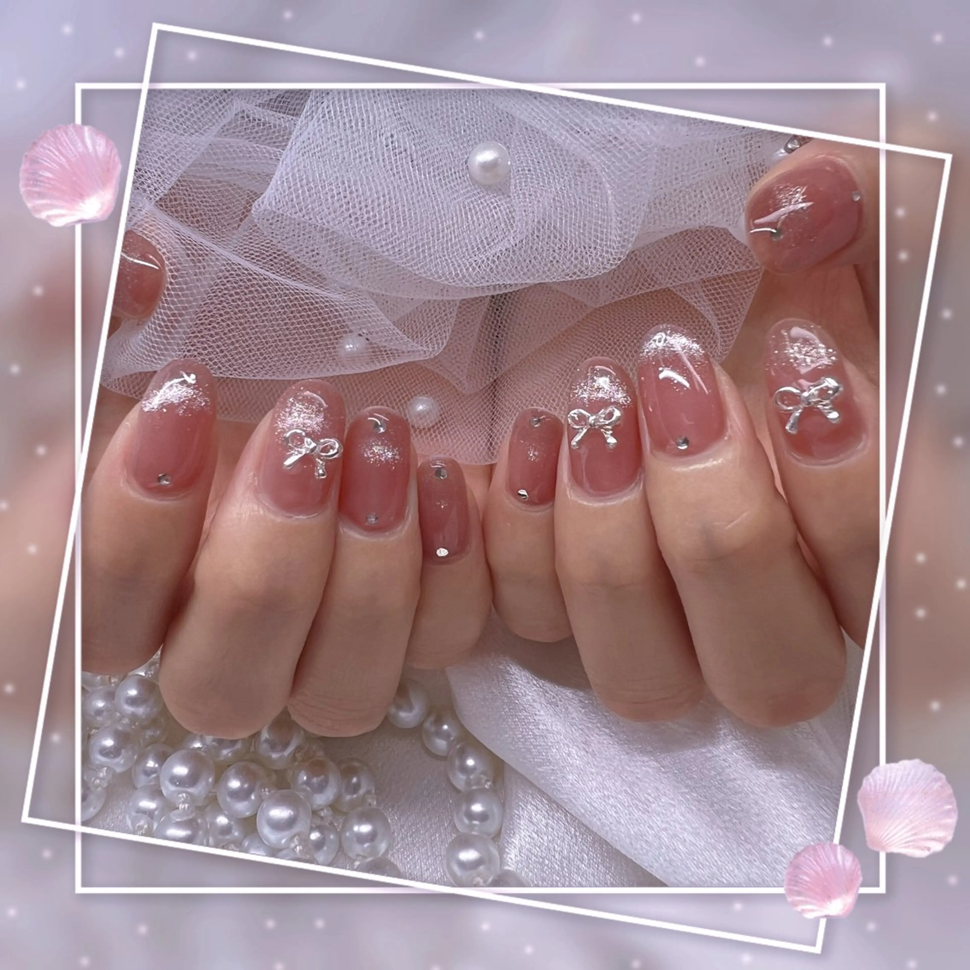 ネイル チークネイル フレンチネイル グラデーション マグネットネイル マグネットフレンチ ハンドネイル Chill Nailsalonのネイルデザイン