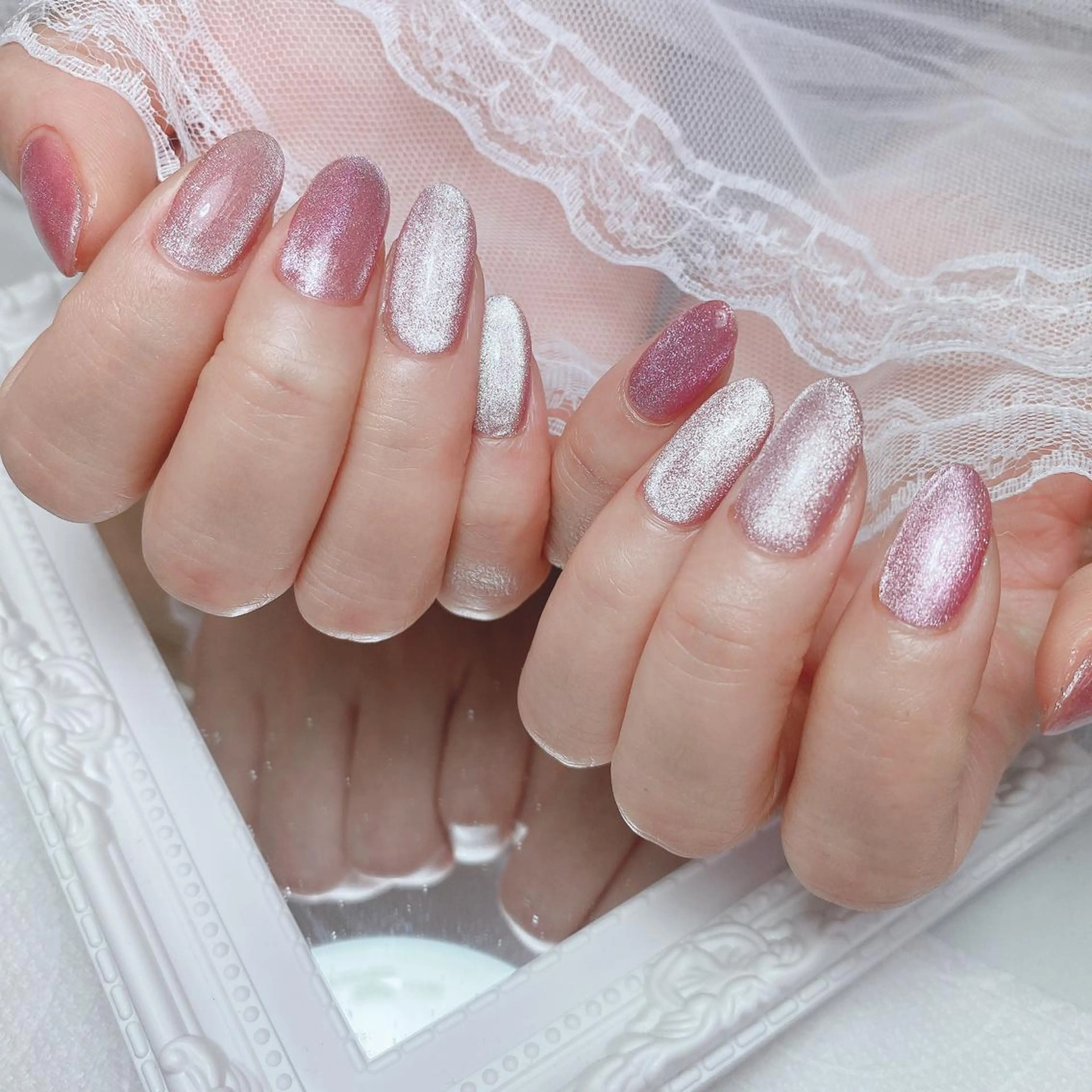 セミロング ネイル マグネットネイル 石原 夕華のネイルデザイン