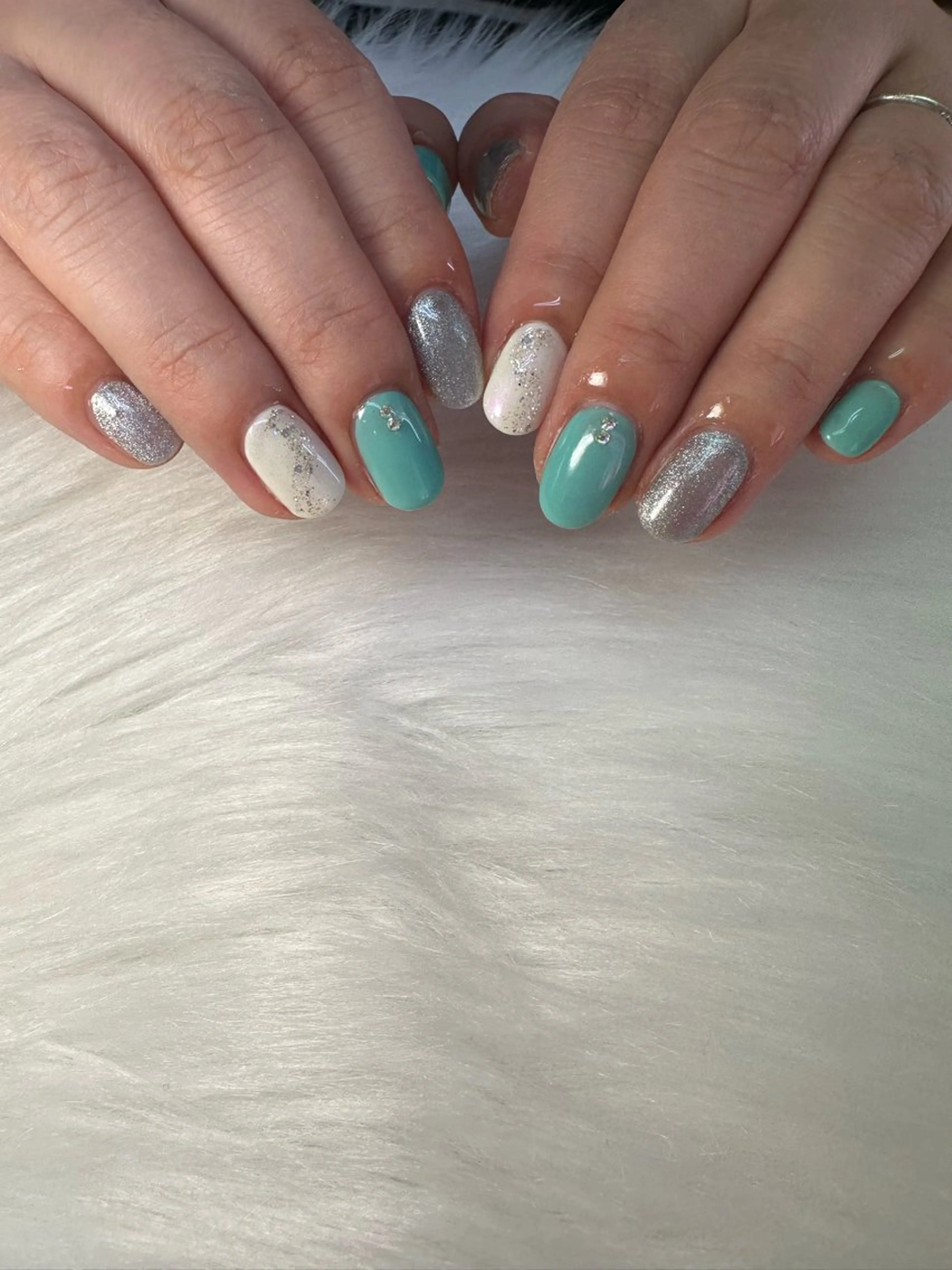 ネイル ブルー ハンドネイル MOE .Kのネイルデザイン