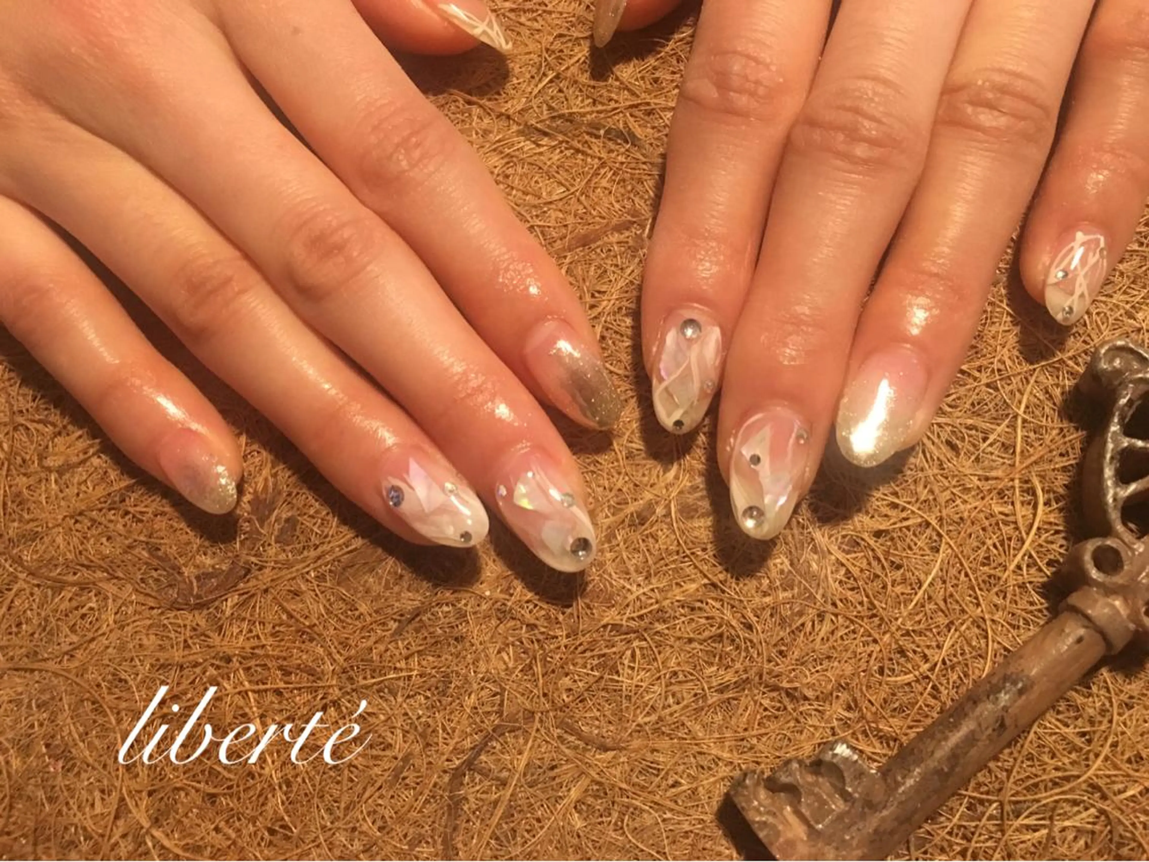 ネイル liberté (リベルテ)のネイルデザイン