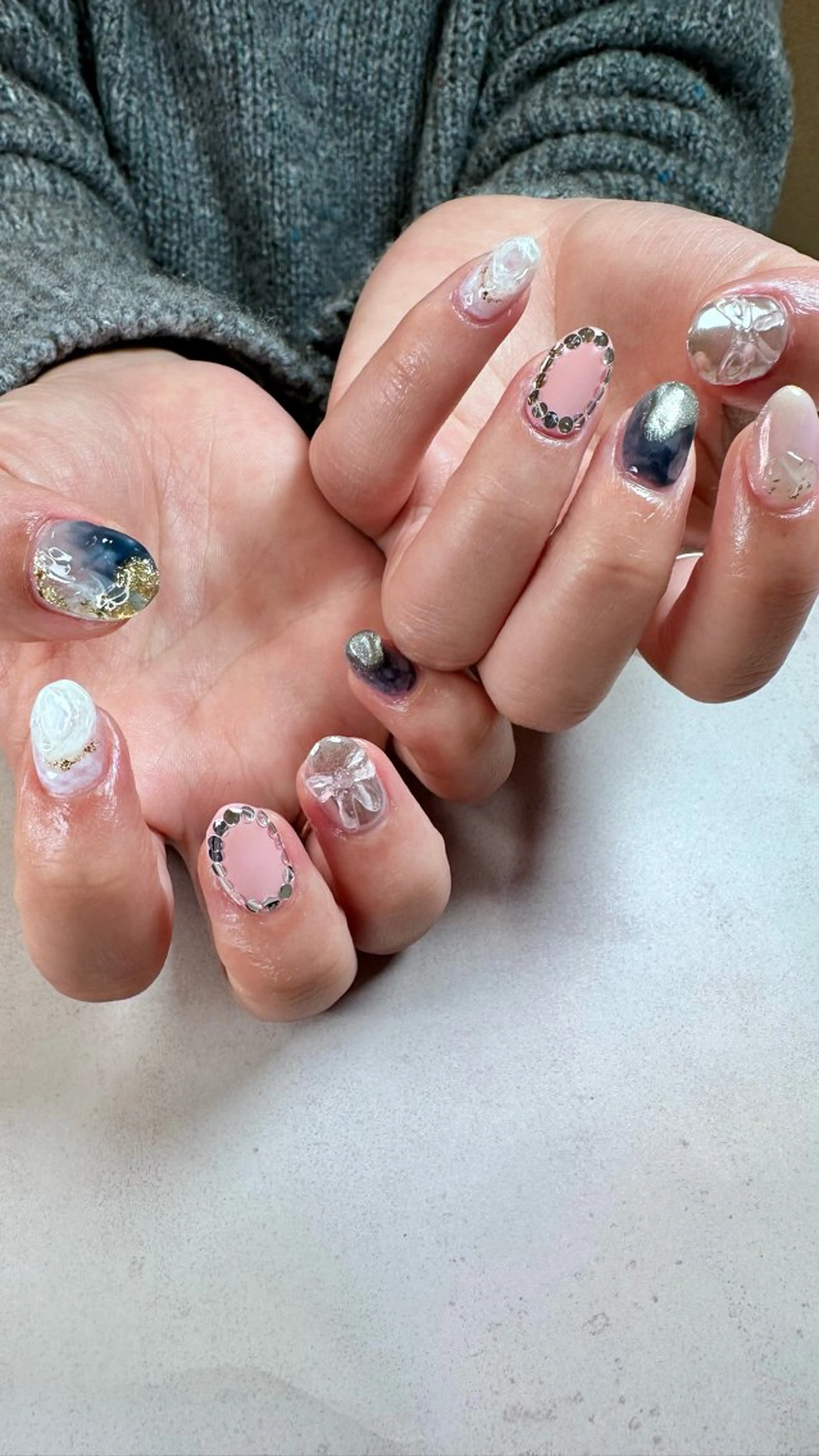 ネイル ニュアンスネイル ハンドネイル ハンドケア Atelier Ariのネイルデザイン