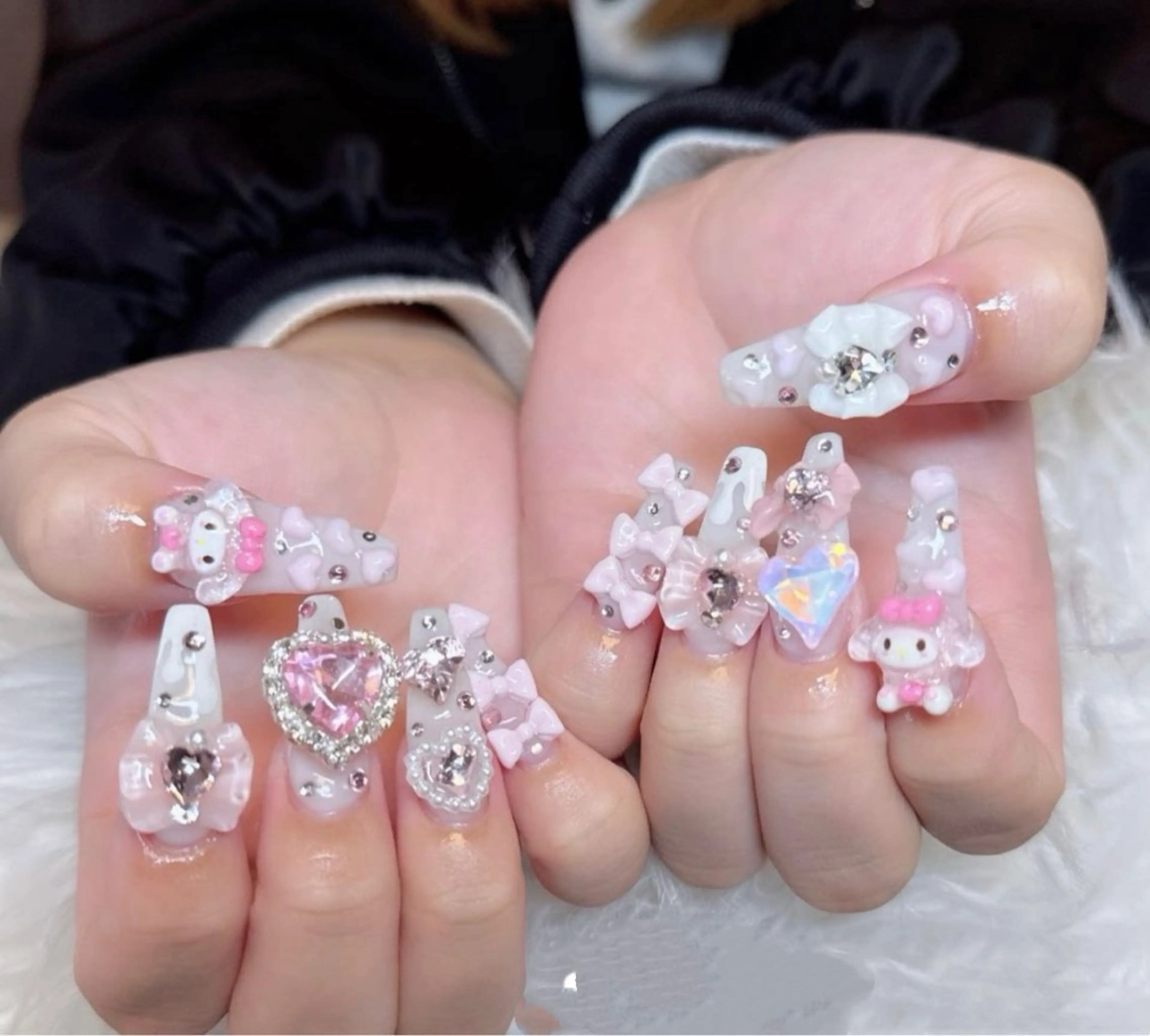 ネイル ハンドネイル 長さ出し専門 パーツのネイルデザイン