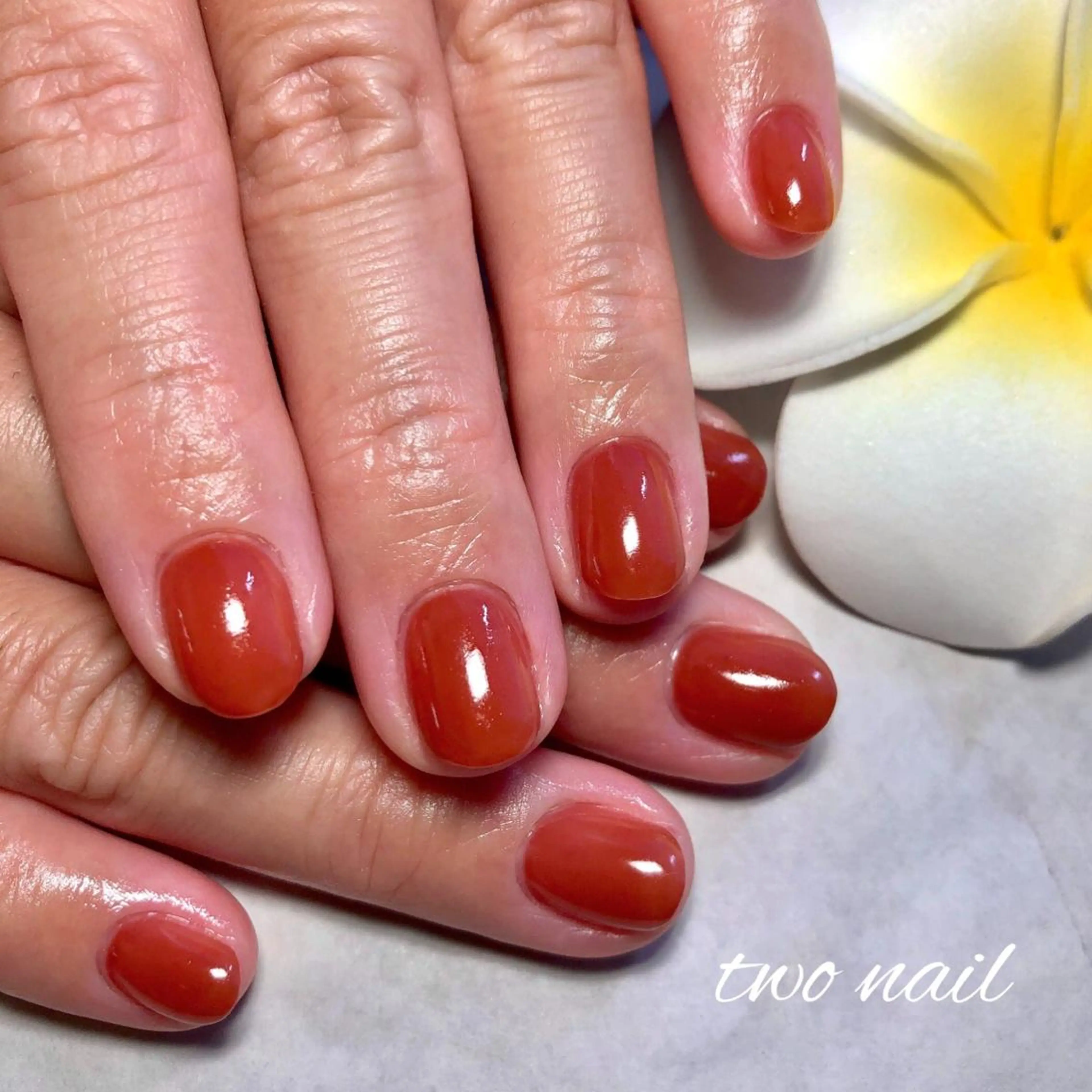 ネイル ブラウン フットネイル ジェルネイル ハート ワンカラーネイル ハンドネイル two nailのネイルデザイン