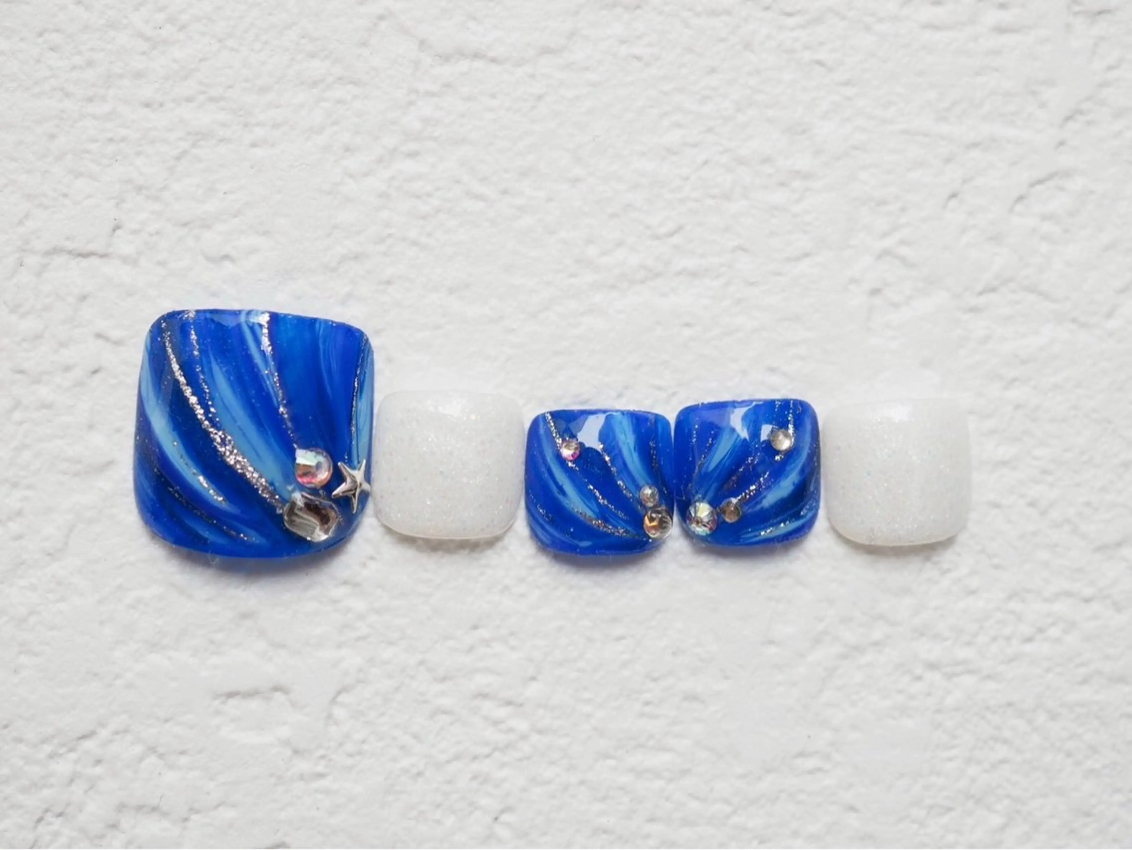 ネイル フットネイル トップネイリスト Ribbon立川店のネイルデザイン