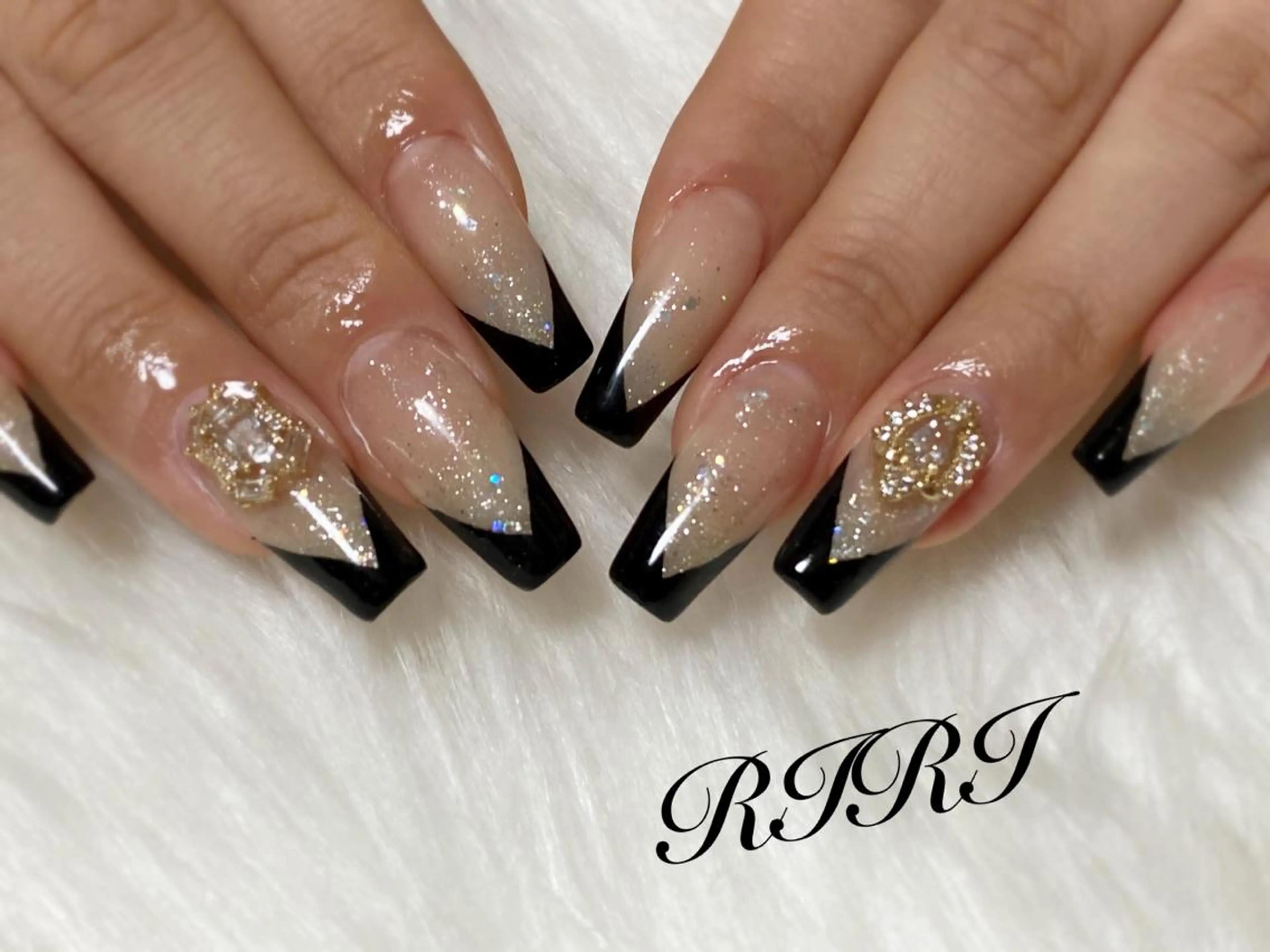 ネイル フレンチネイル ハンドネイル riri オーナーのネイルデザイン