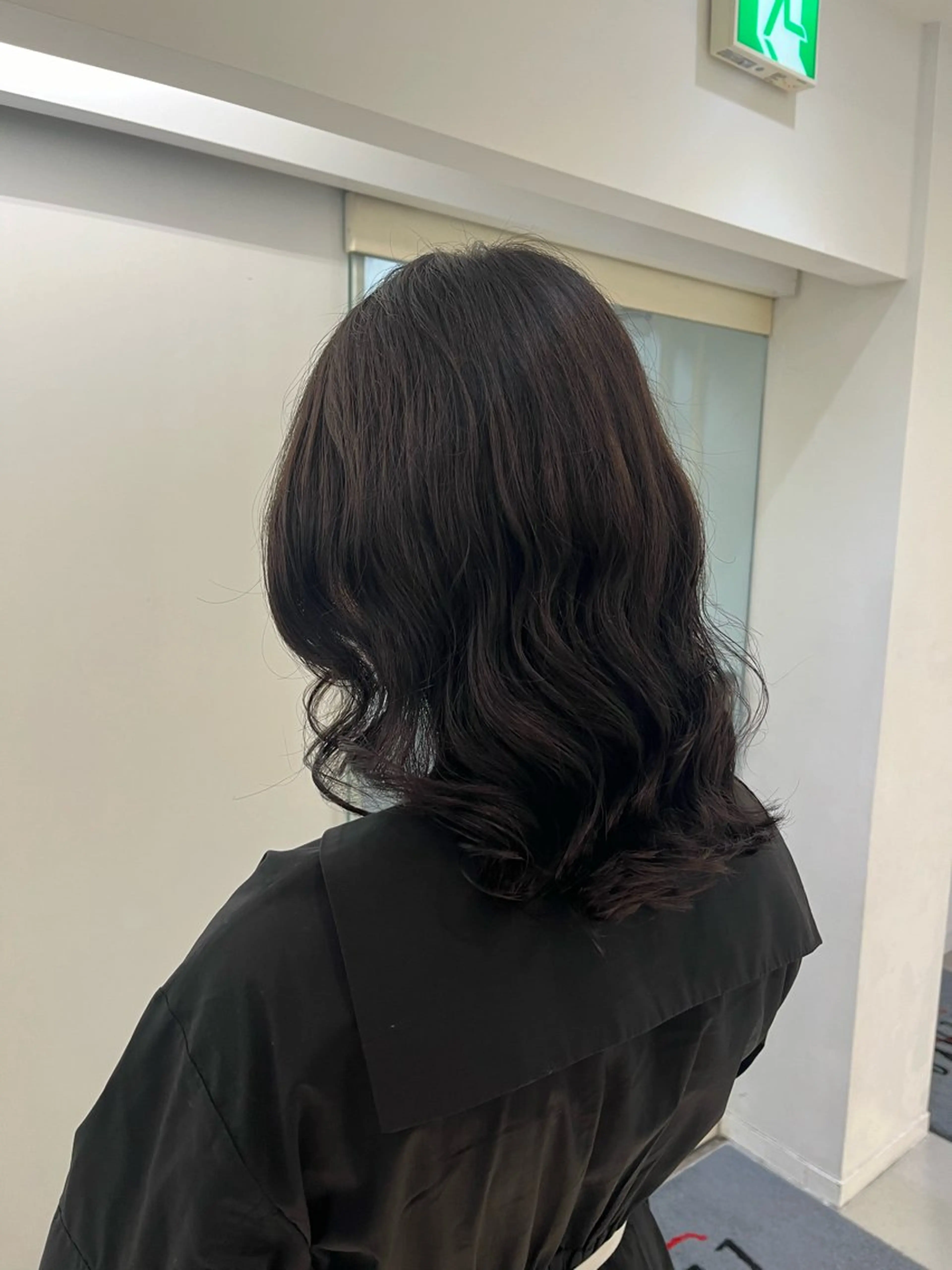 ミディアム パーマ ミディアムパーマ ボブ 韓国風ヘア デジタルパーマ カット パーマ トリートメント コテ巻き風パーマ 藤澤　知彌のヘアスタイル