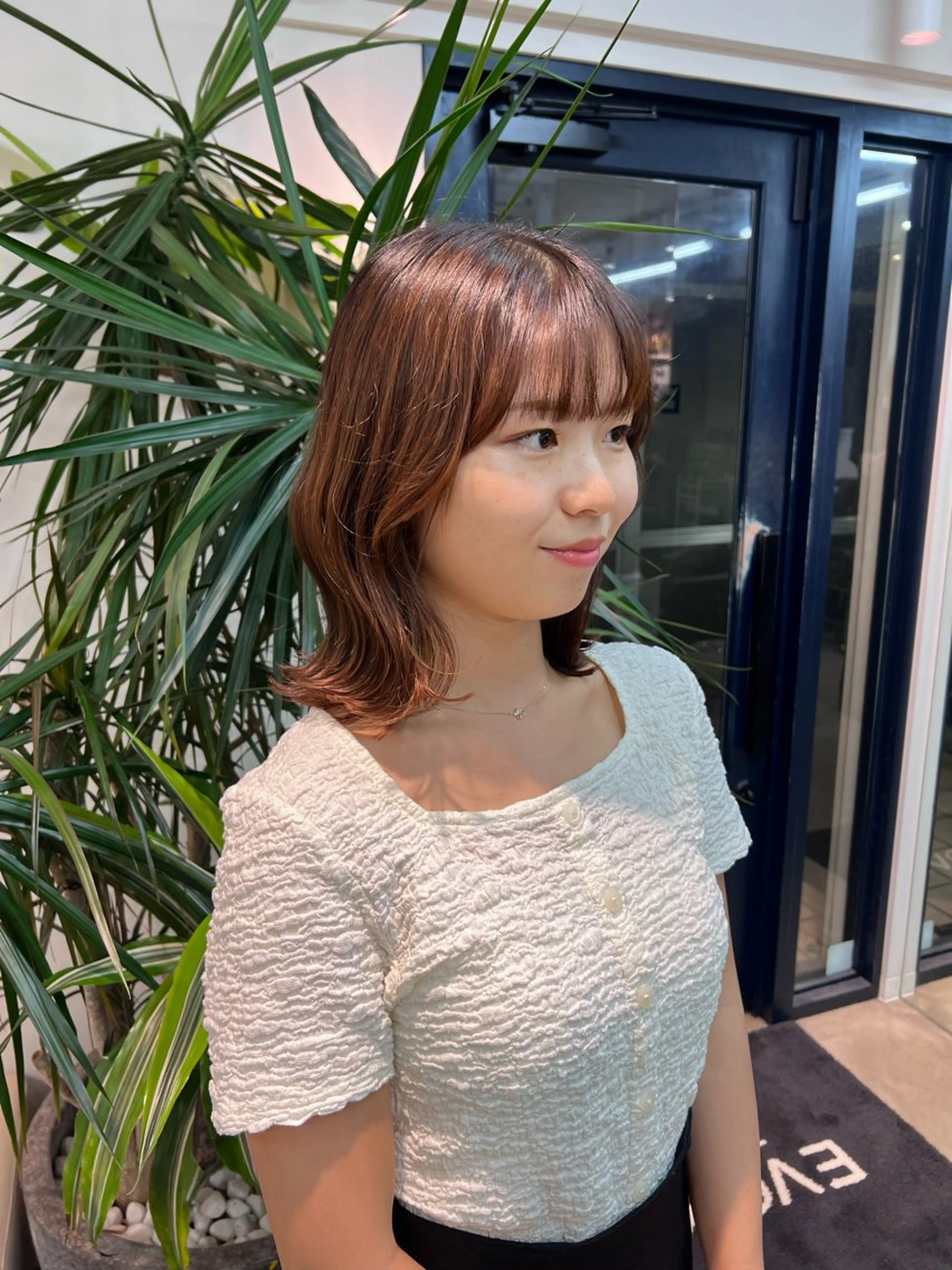 ミディアム ボブ くびれヘア Omnis所属・山中 欧輔のヘアスタイル