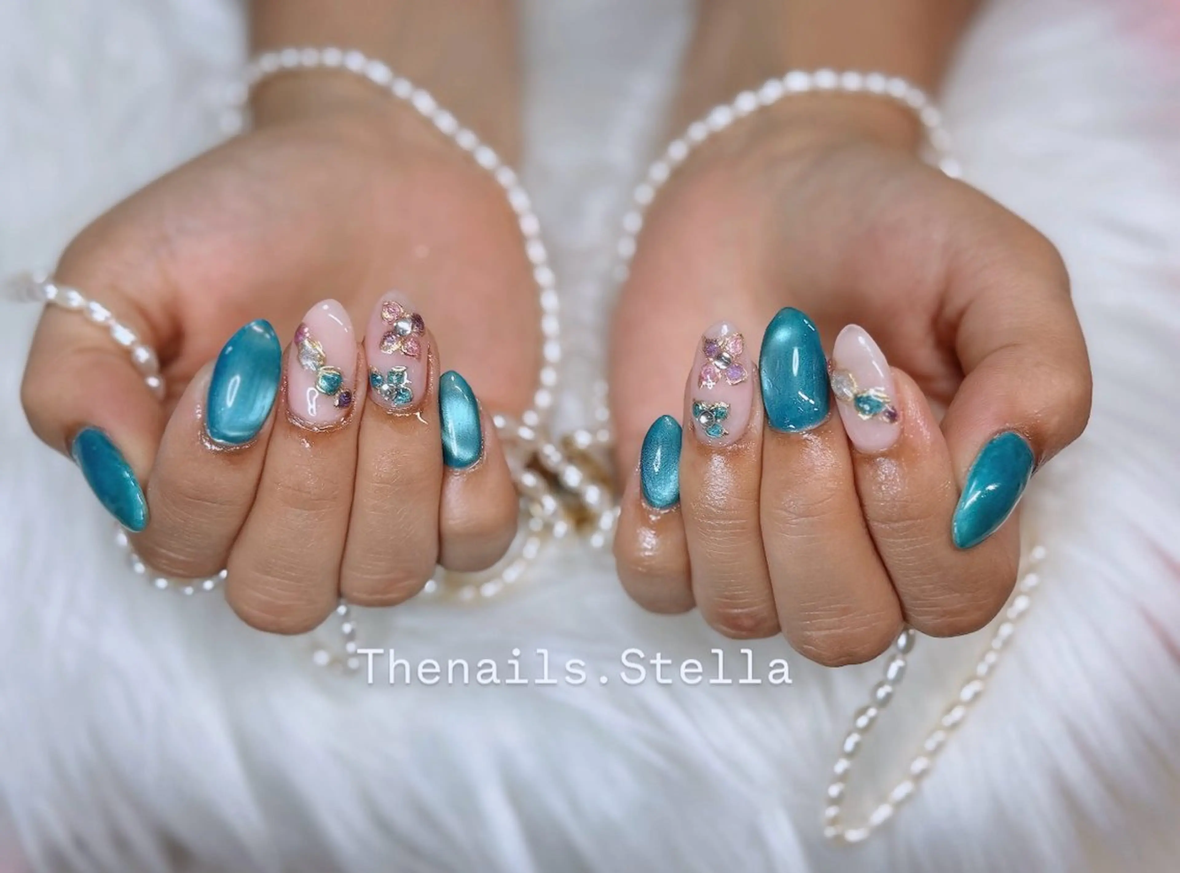 ネイル ハンドネイル TheNails Stellaのネイルデザイン