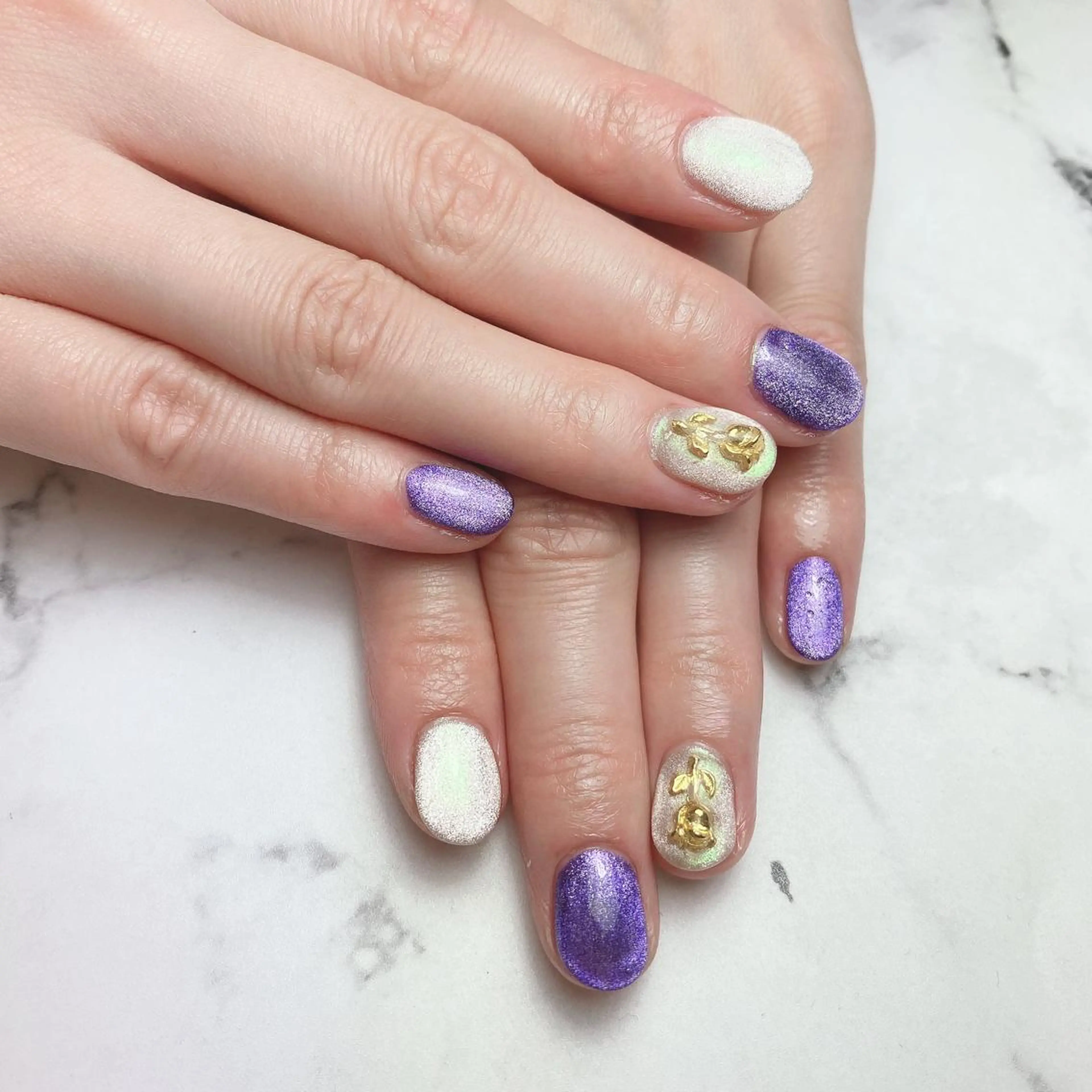 ネイル マグネットネイル 石原 夕華のネイルデザイン