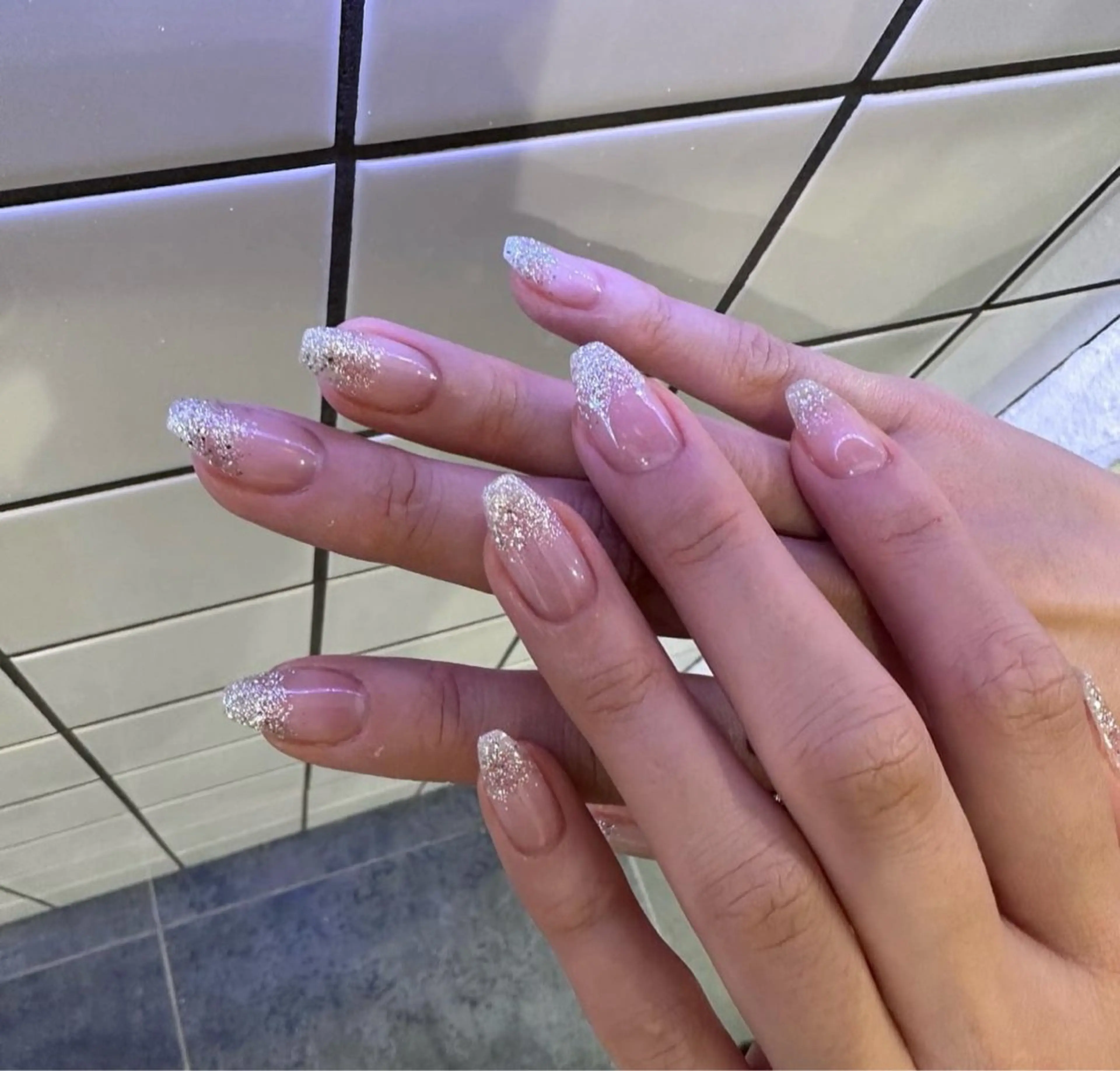 ネイル ハンドネイル VENUS BELT AYAKAのネイルデザイン