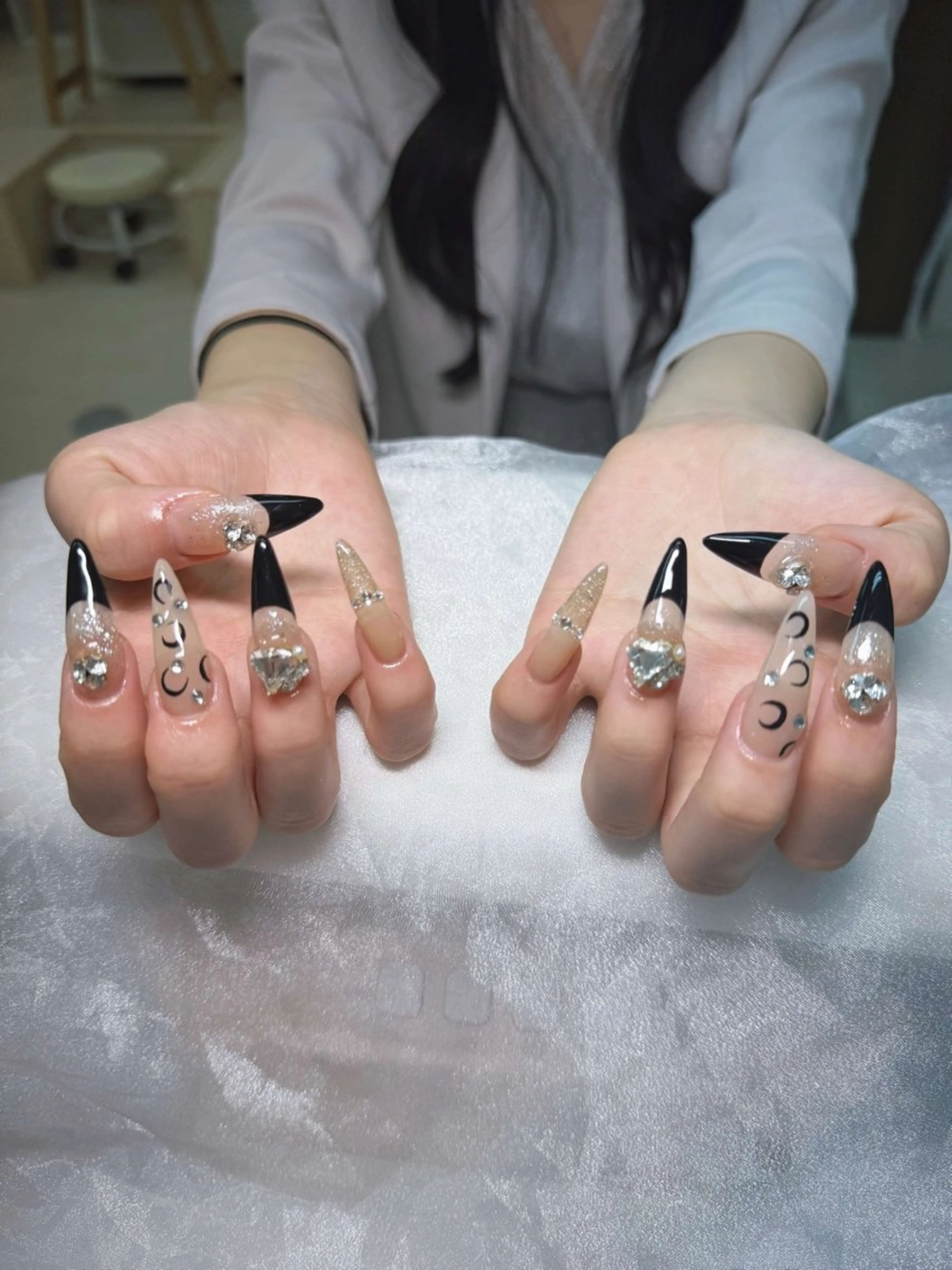 ネイル ハンドネイル HIN NAILのネイルデザイン