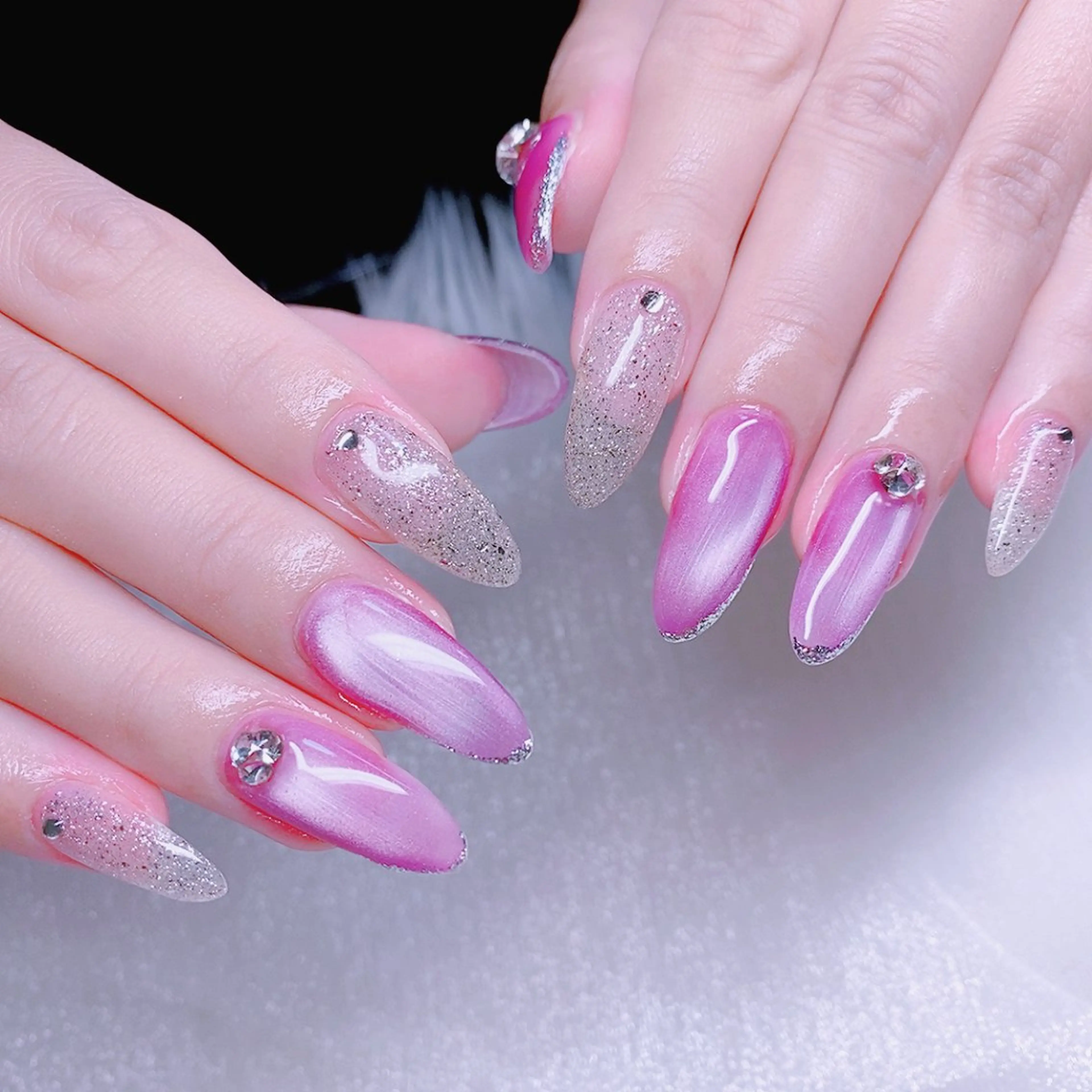 ネイル マグネットネイル ニュアンスネイル 夏ネイル Nail Yunaのネイルデザイン