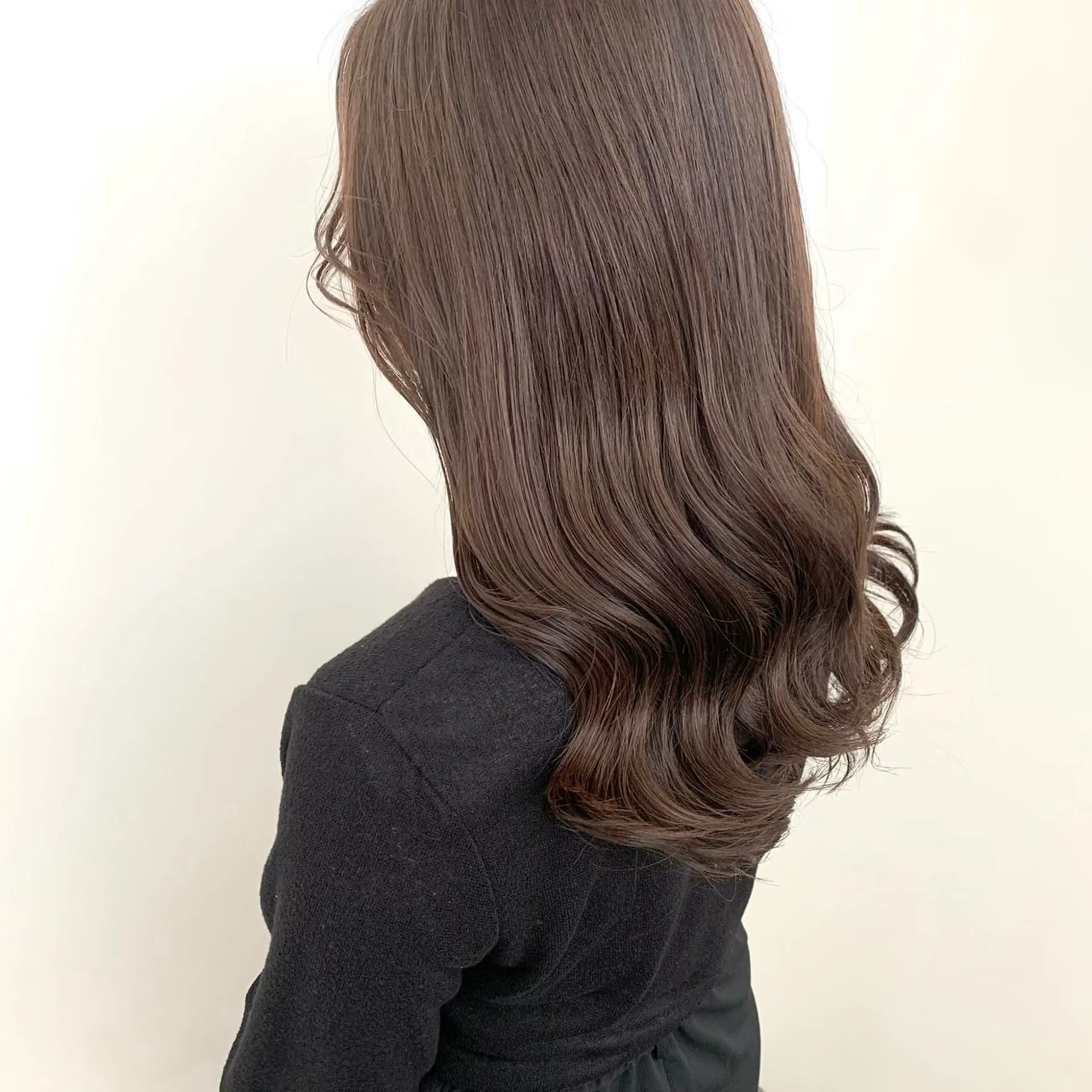 セミロング カラー ParveMix 🩶🫧入江 香名のヘアスタイル