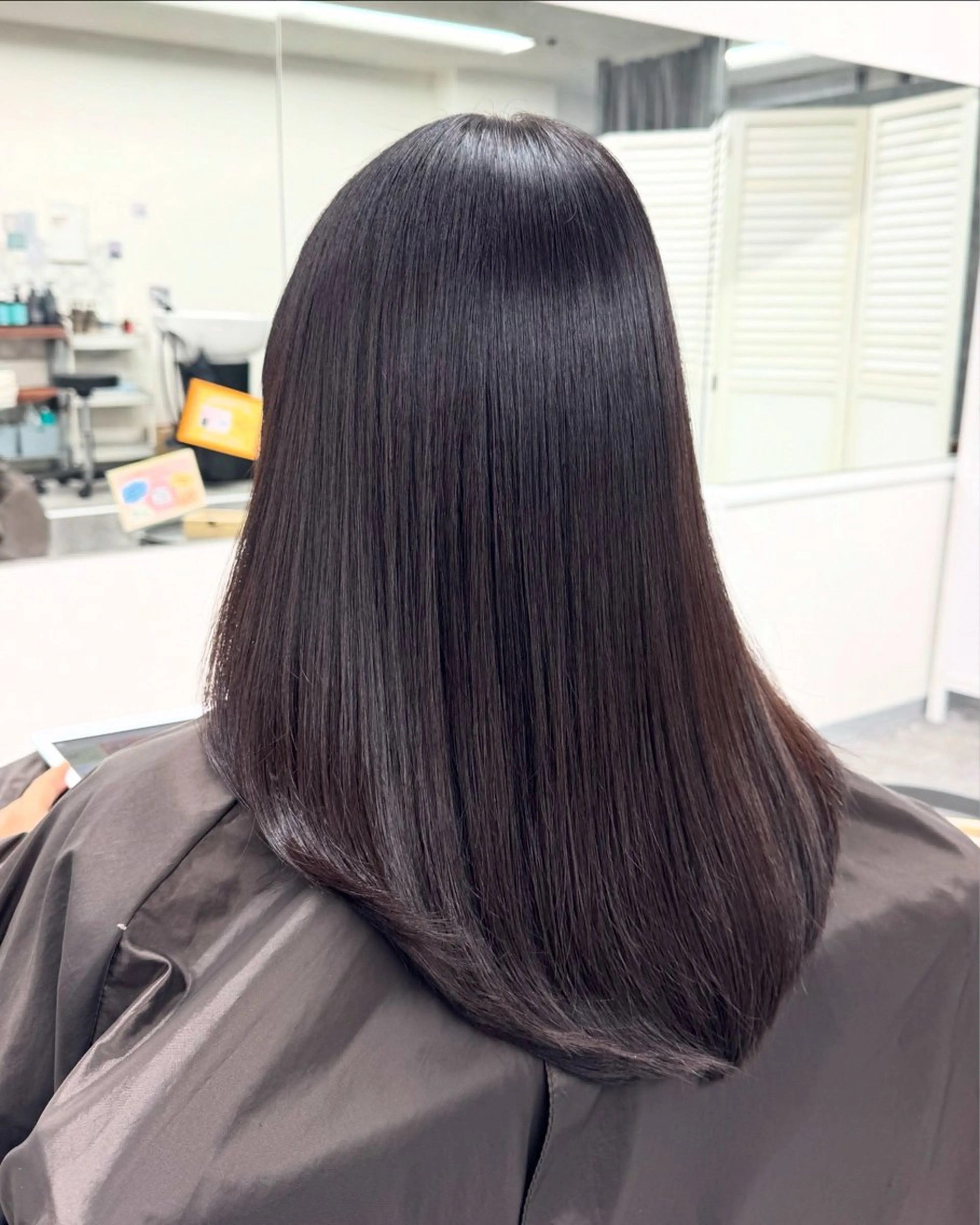 セミロング トリートメント 酸熱トリートメント 髪質改善メニュー 長井 美佐子のヘアスタイル