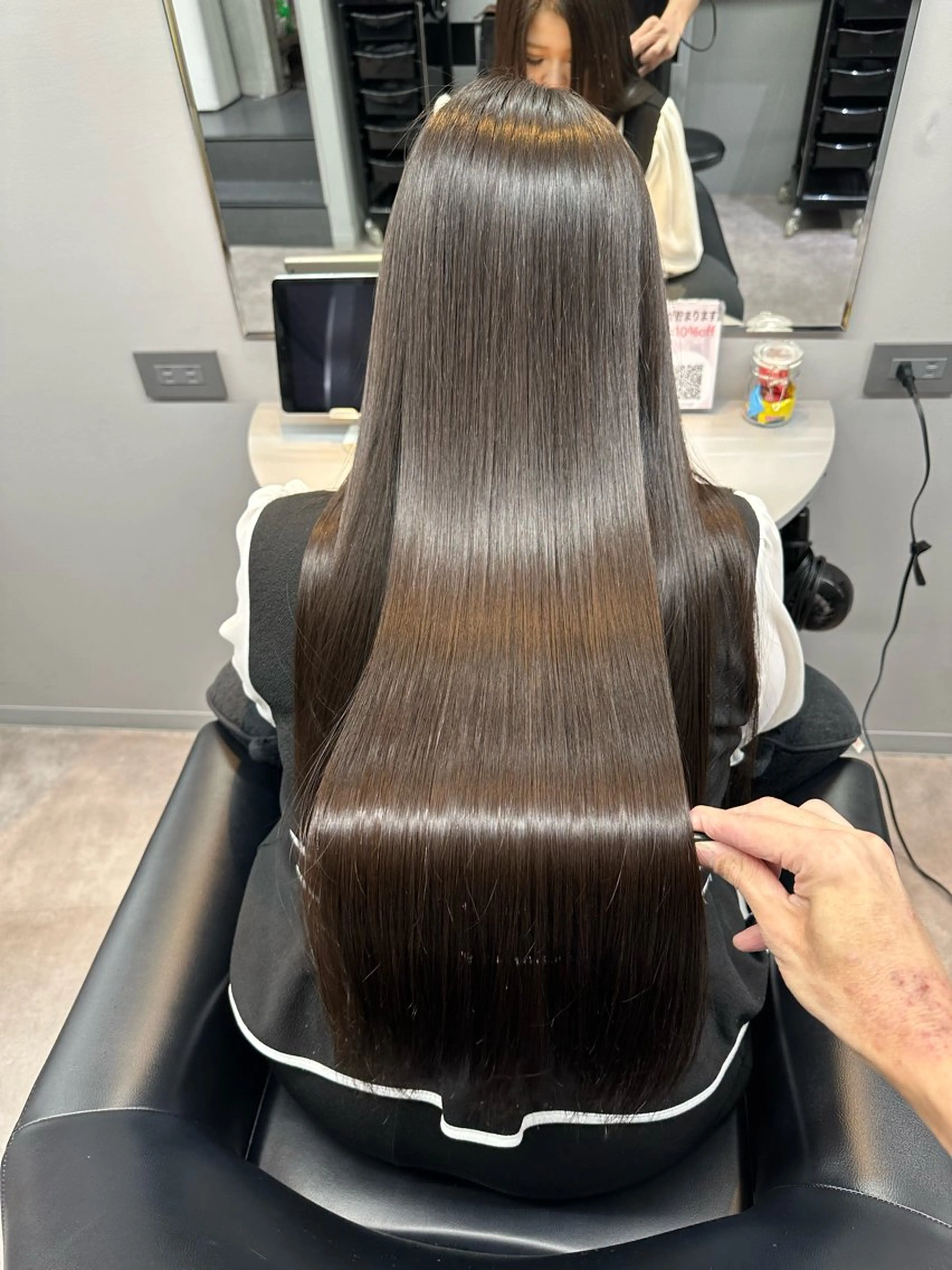 ロング カラー トリートメント 縮毛矯正 美髪矯正・レイヤー 倉友哉のヘアスタイル