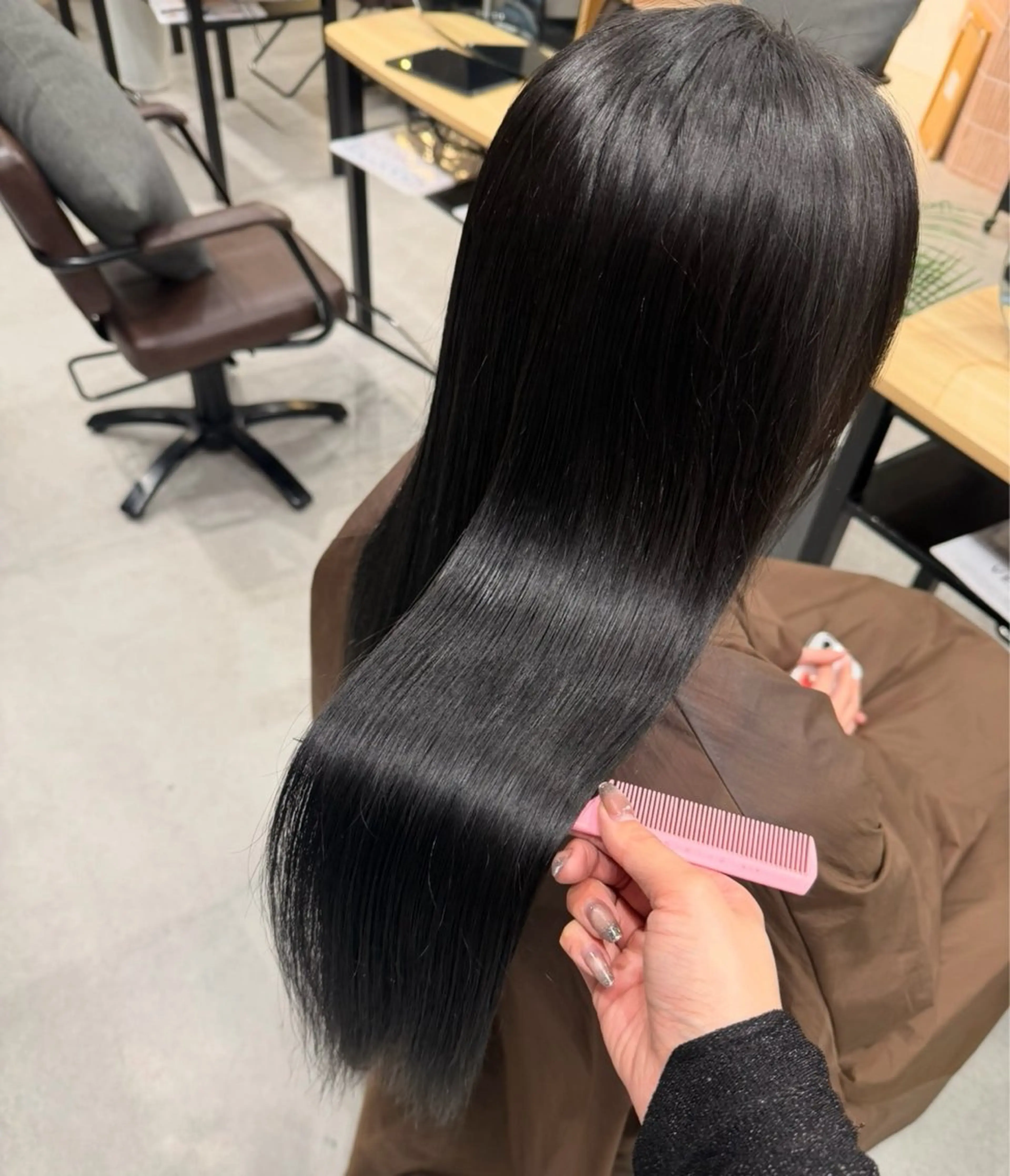 カラー 黒髪 Sakura / Fier umedaのヘアスタイル