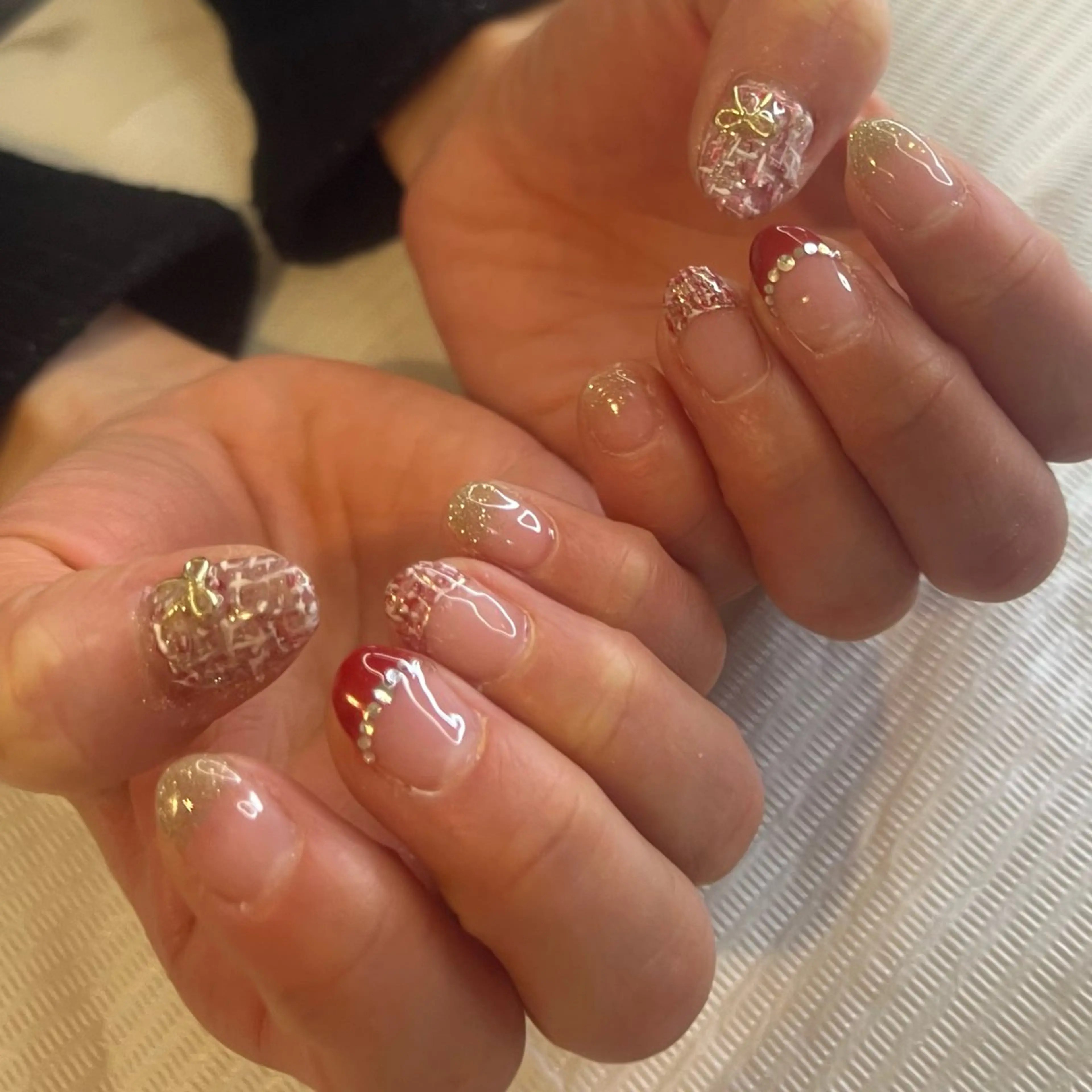 ネイル ツイードネイル ILLO Yuinaのネイルデザイン