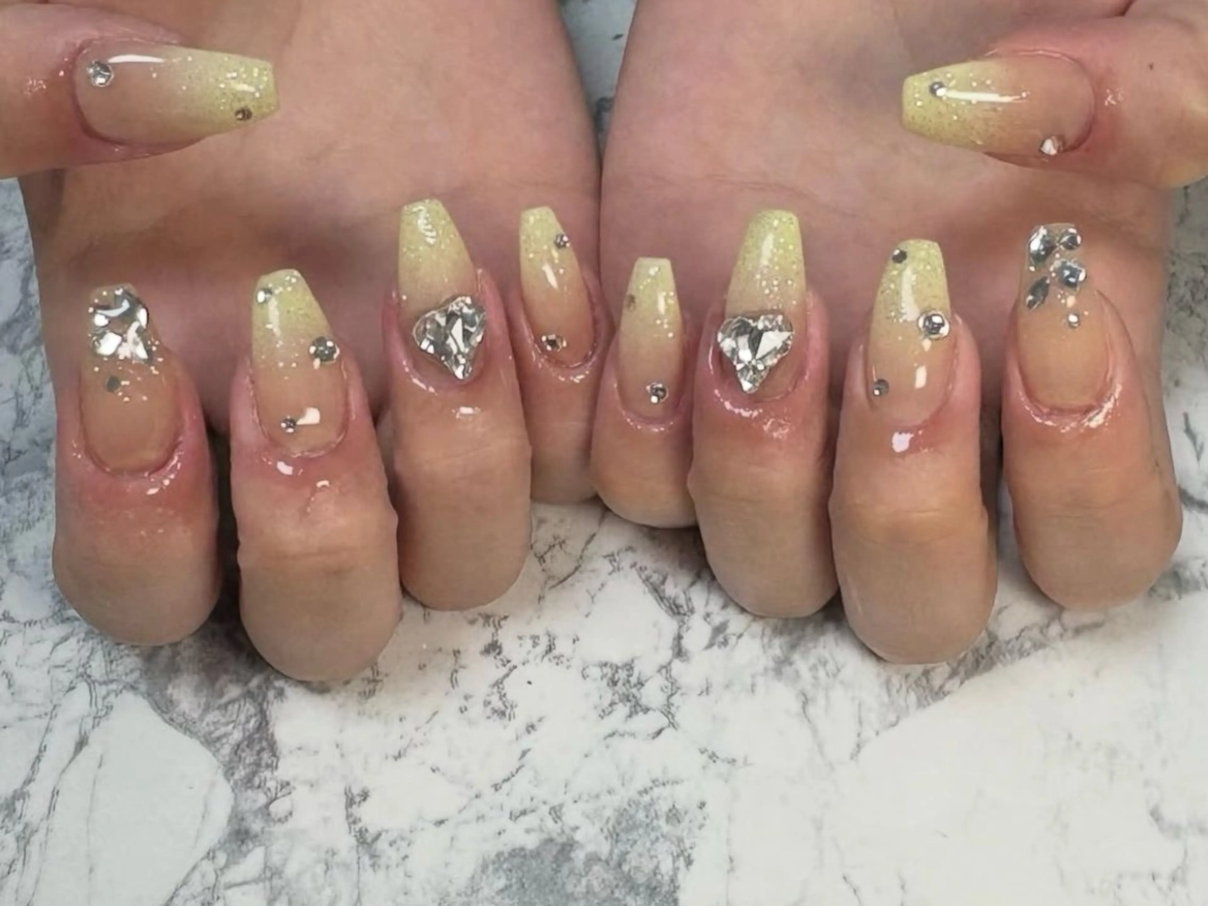 ネイル ハンドネイル R’s nailのエステ・リラクイメージ