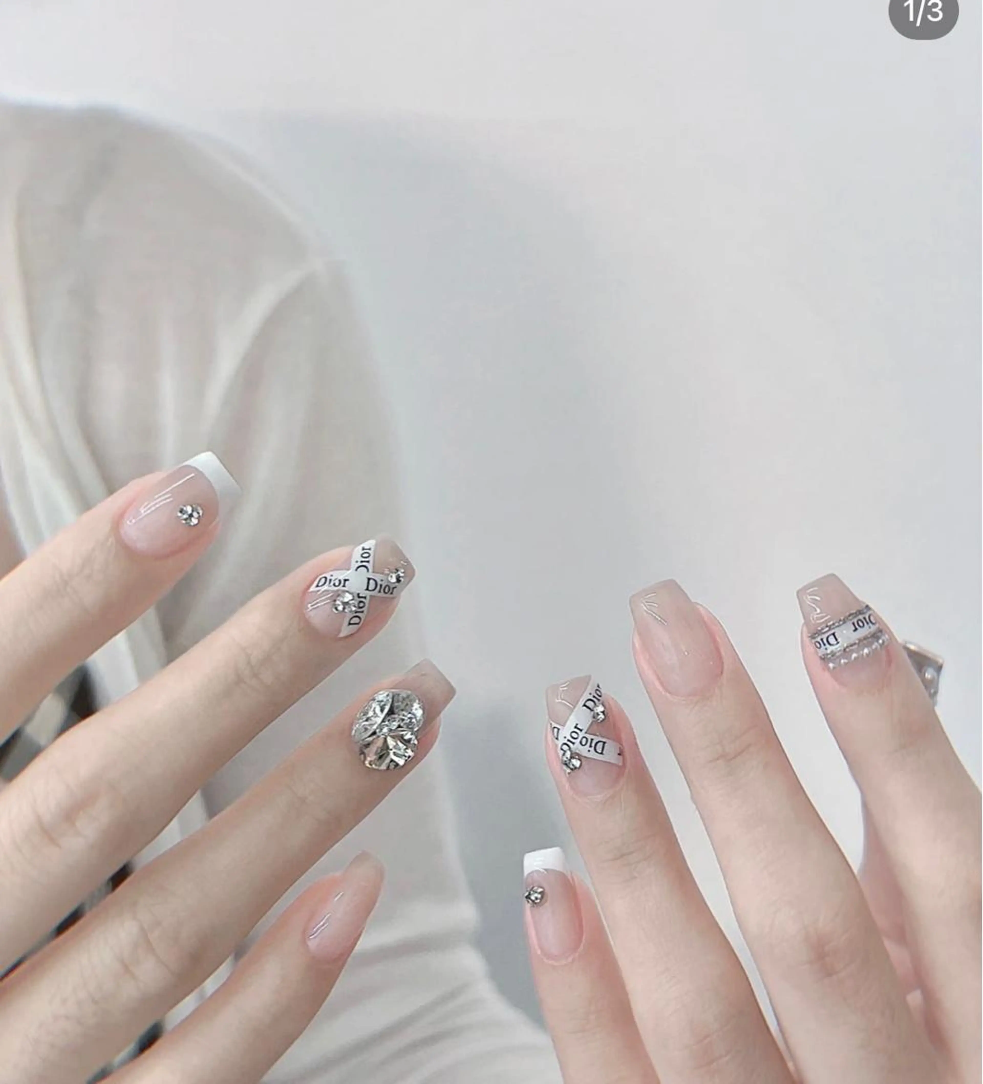 ミディアム めぐみのネイルサロン スタッフ練習のネイルデザイン