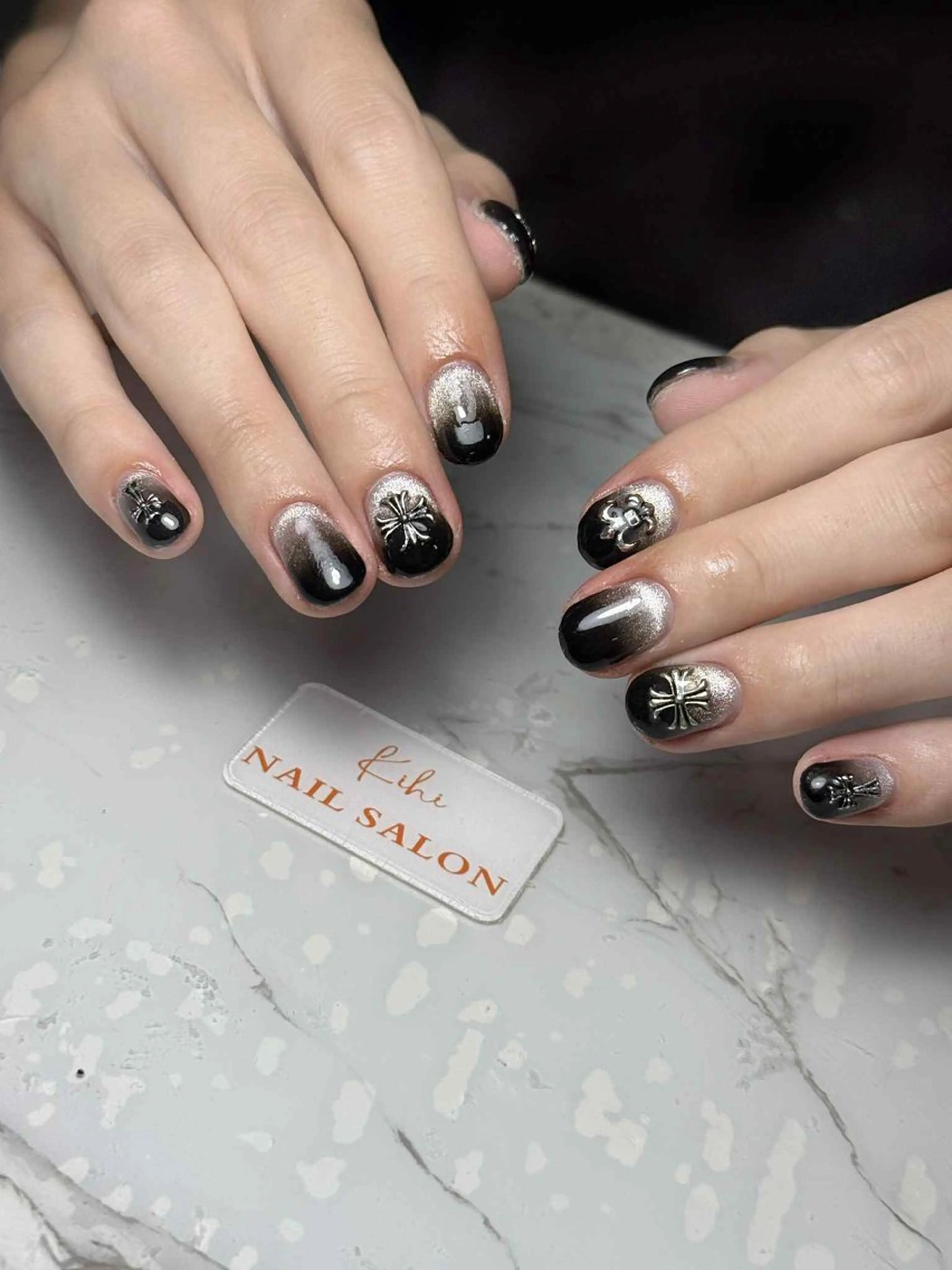 ネイル アートネイル フレンチネイル ジェルネイル グラデーション 韓国ネイル ハンドネイル ハンドケア さくら💮💮 【オフ無料】のネイルデザイン