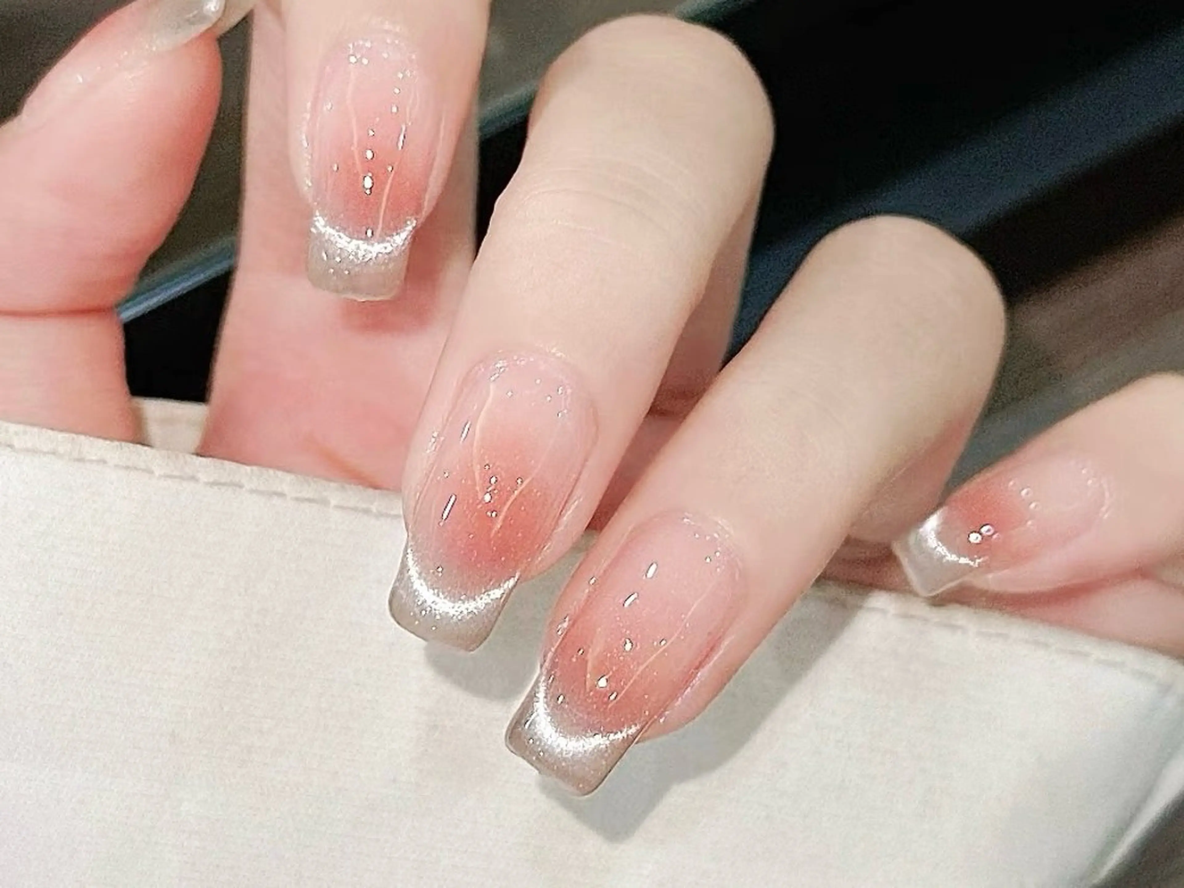 ネイル チークネイル フレンチネイル マグネットネイル マグネットフレンチ シンプルネイル ハンドネイル ハンドケア DarkHoney 池袋店のネイルデザイン