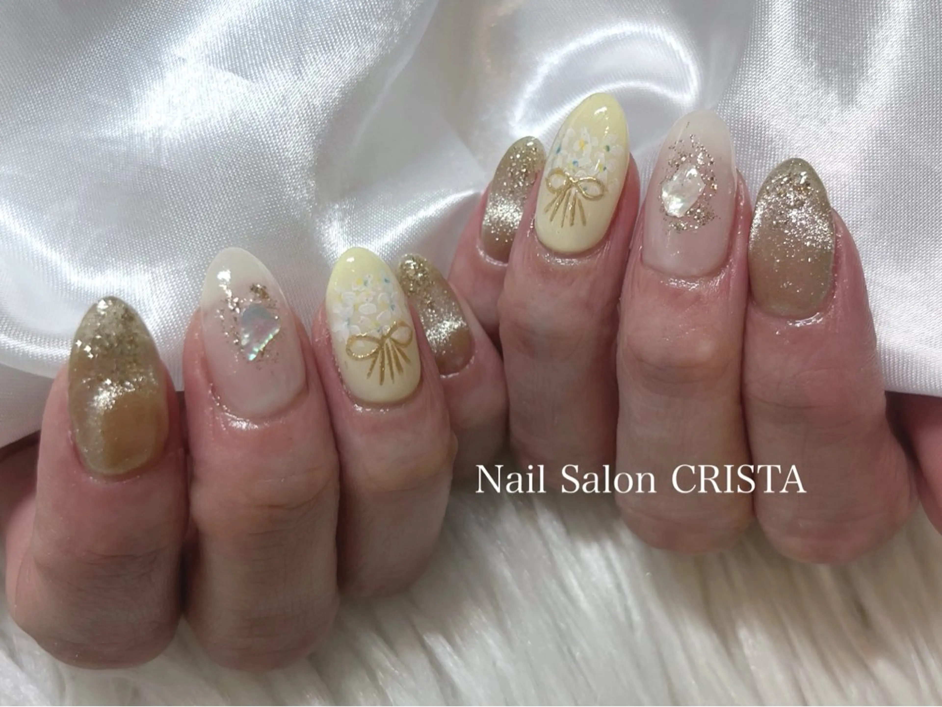 ネイル フラワーネイル 黄色 ハンドネイル CRISTA 🤍ヒナタのネイルデザイン