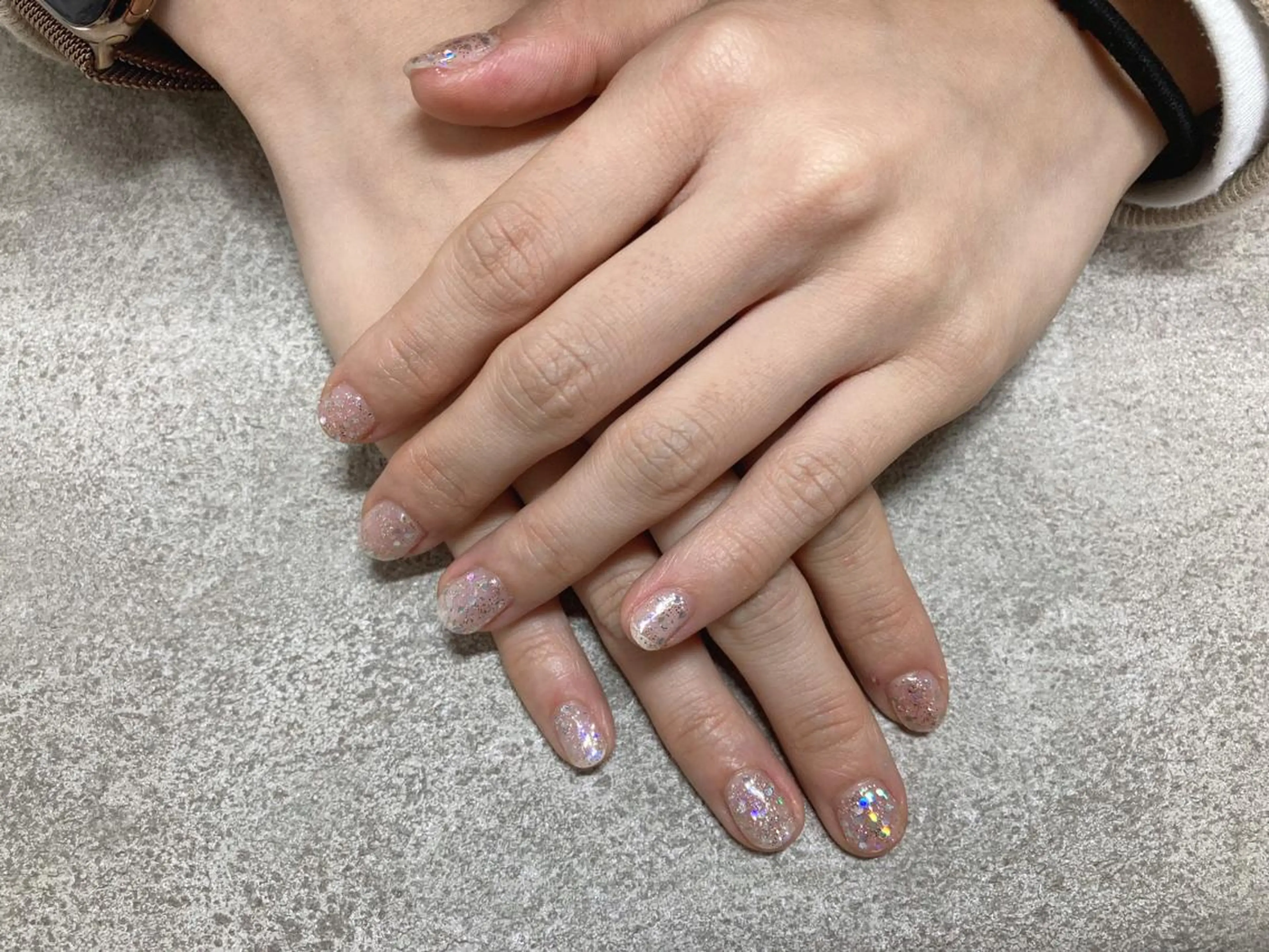 ネイル フットネイル ジェルネイル キラキラネイル 韓国ネイル ラメ(グリッター) mogunail &blowのネイルデザイン