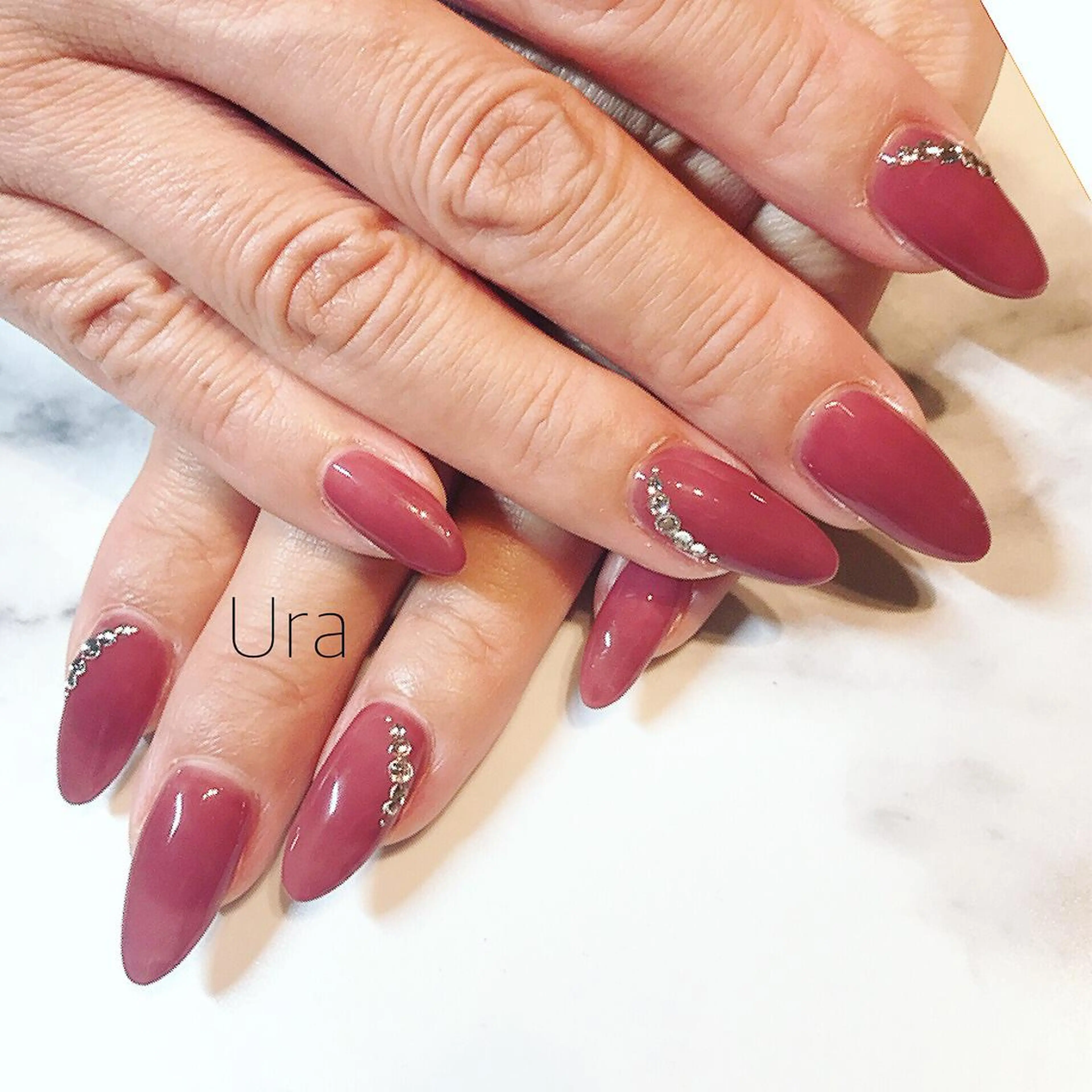 ネイル ワンカラーネイル UrakoNail 《nail》のネイルデザイン