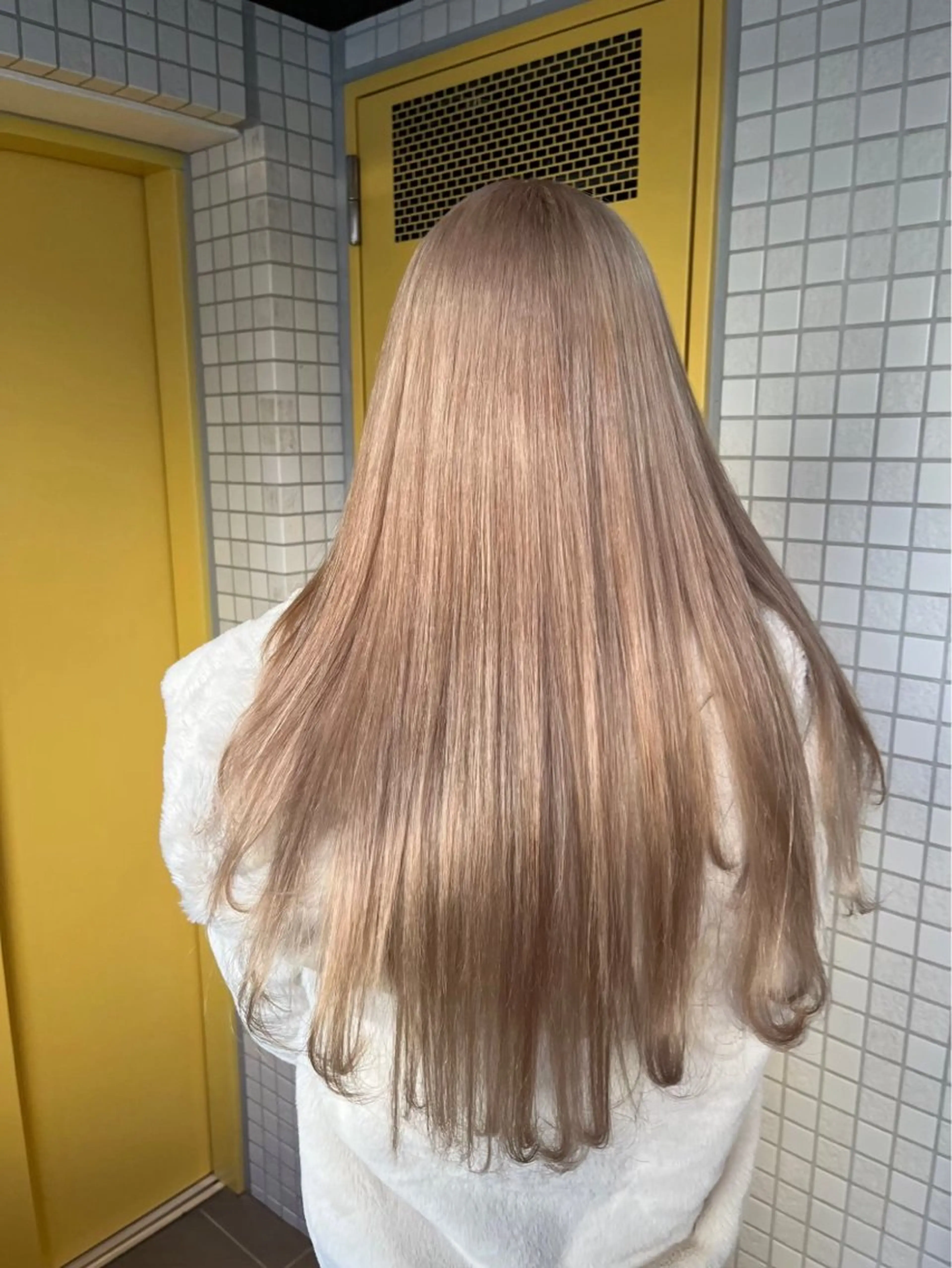ロング カラー 🧸ミルクティー🧸 kousei🧸のヘアスタイル