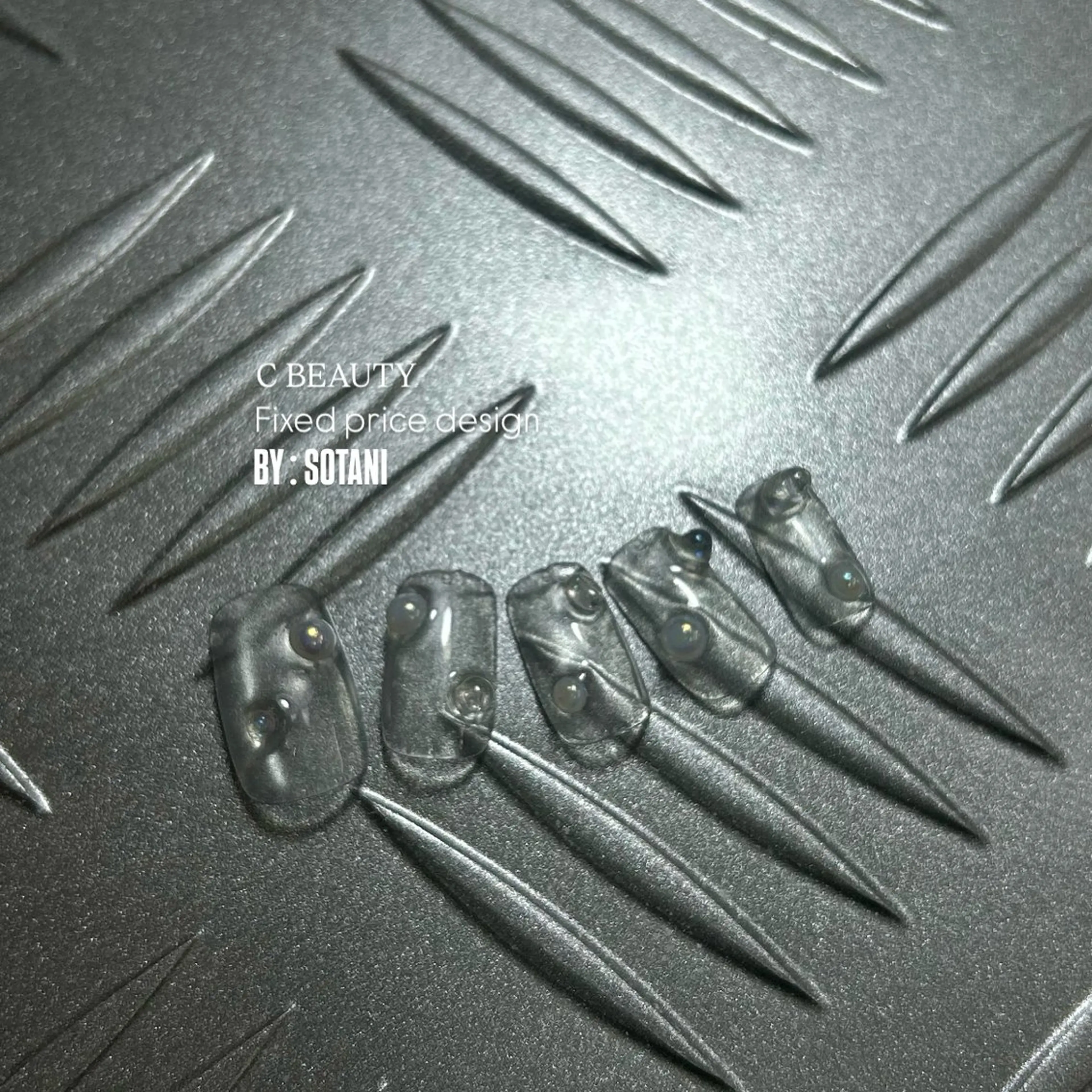 ネイル シンプルネイル C BEAUTY／ KAEDEのネイルデザイン