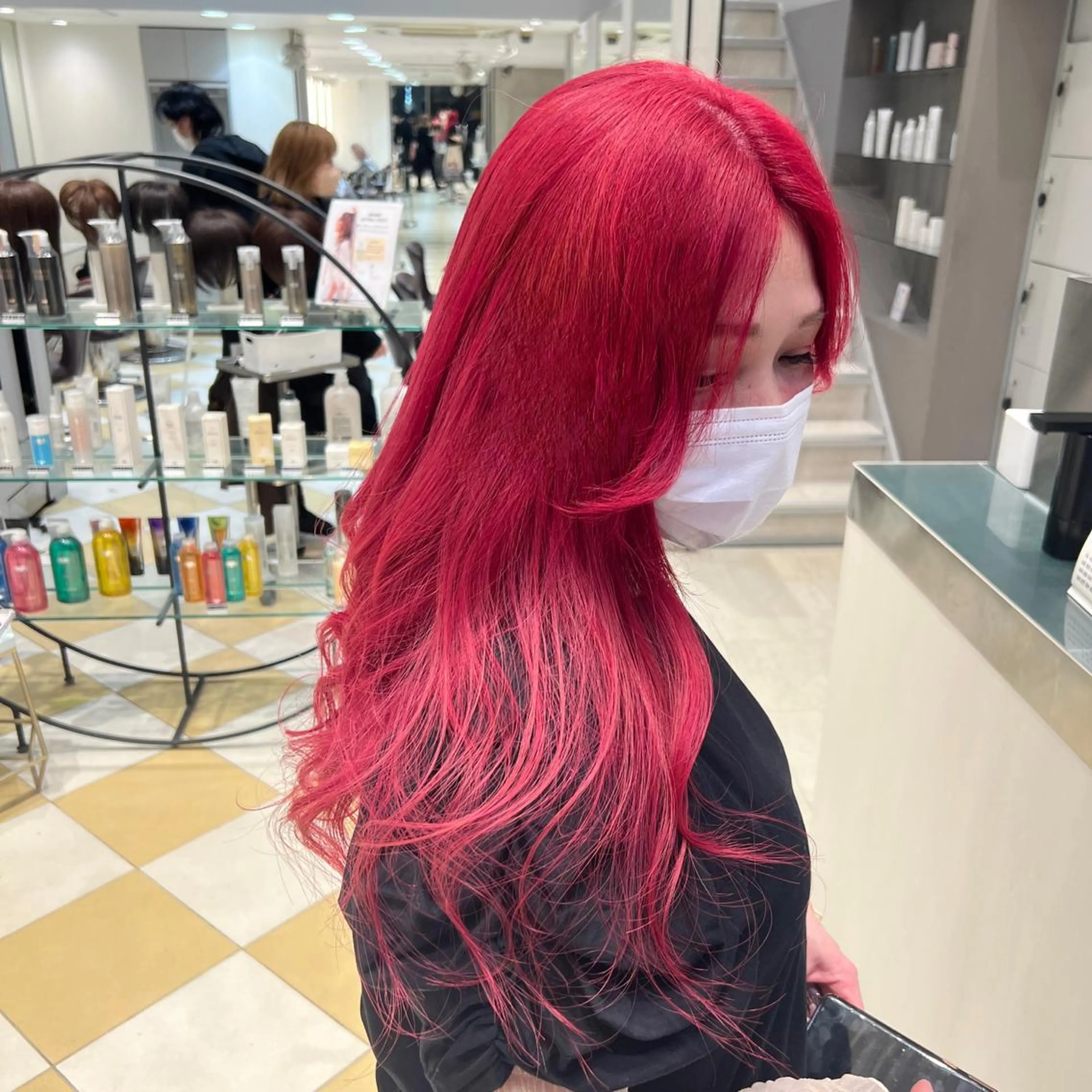 ロング カラー 李 文のヘアスタイル