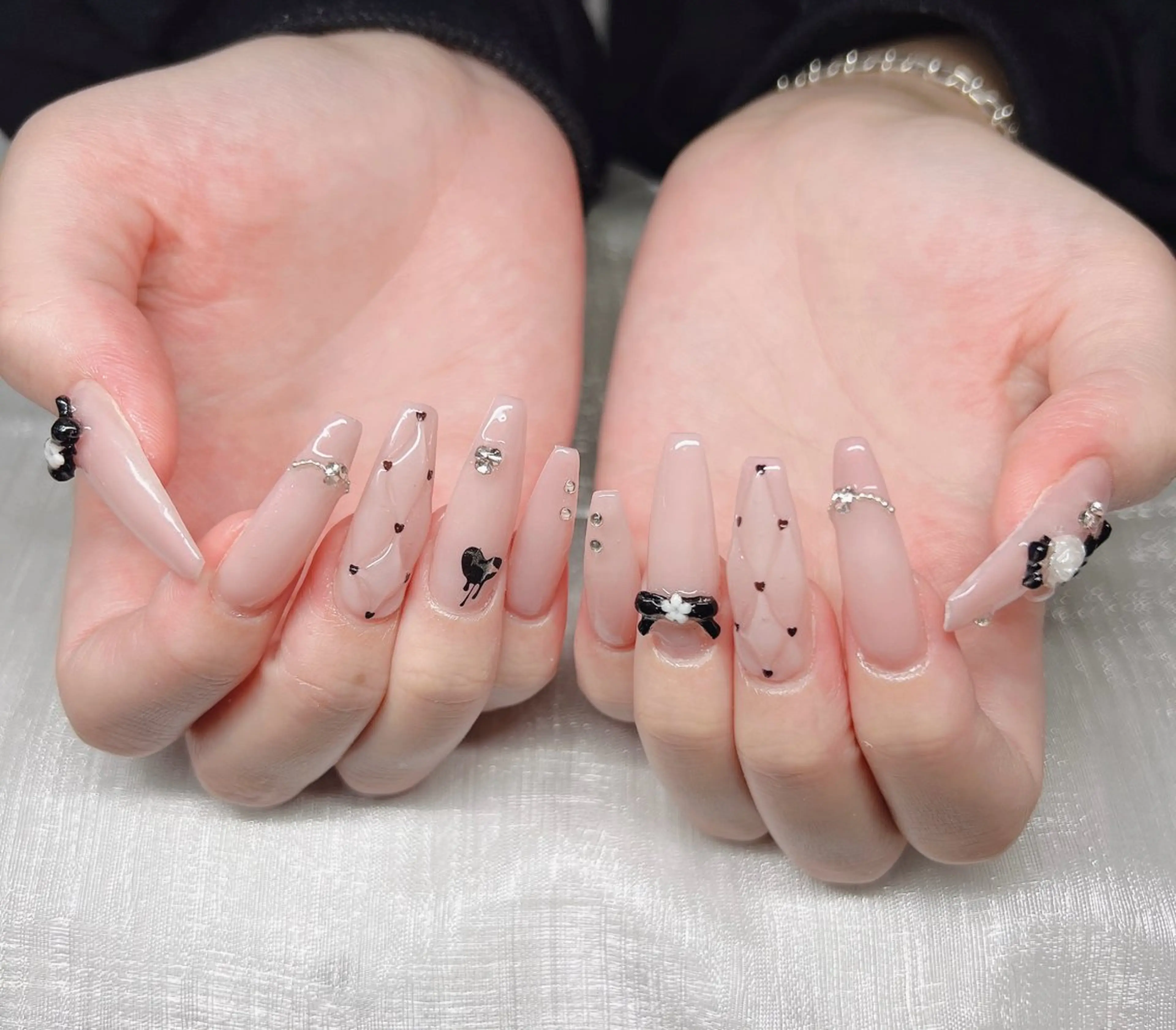 ネイル ハンドネイル Lee Nailsのネイルデザイン
