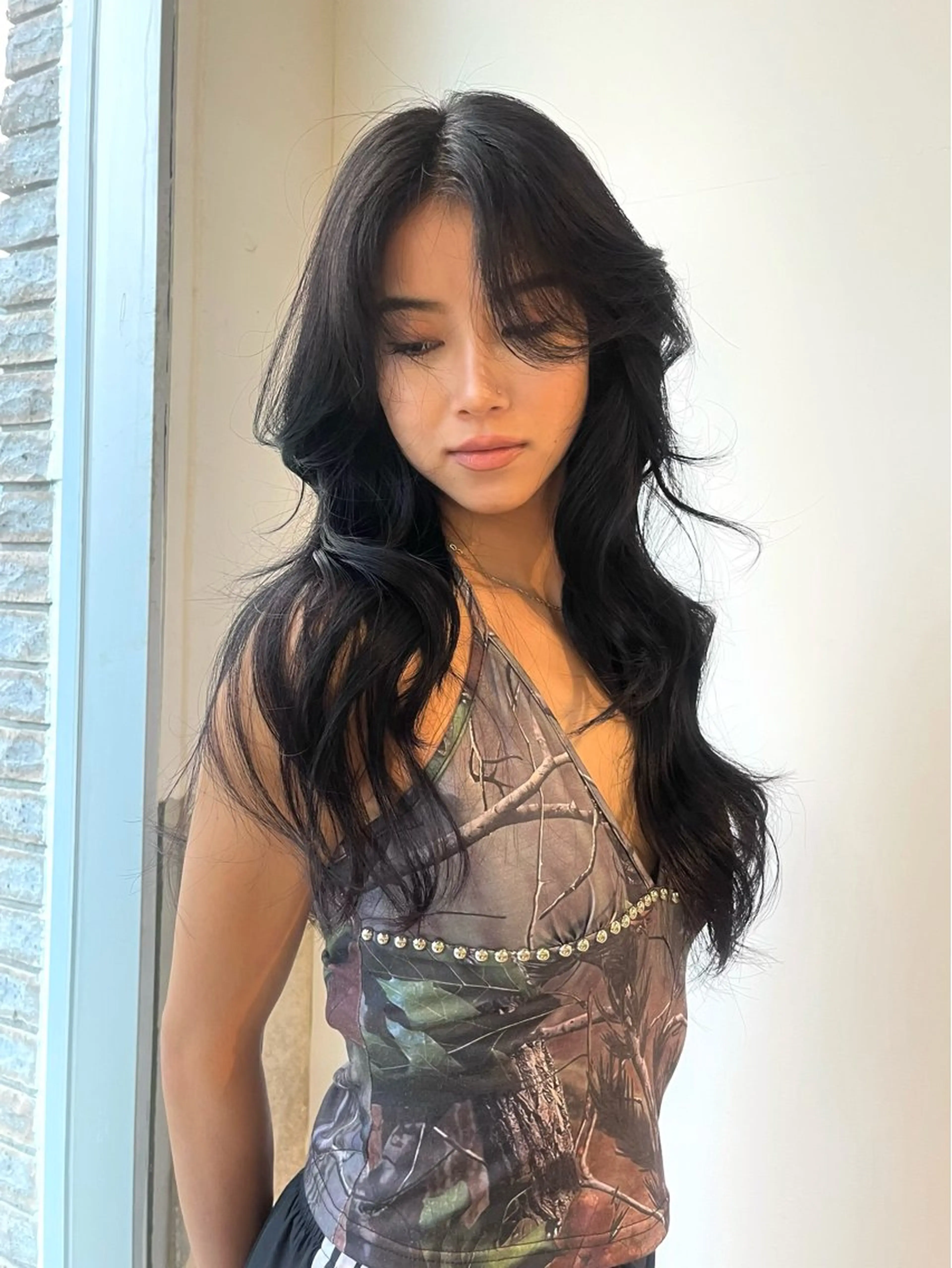 ロング カット ヘアカラー トリートメント Fev AYAHAのヘアスタイル